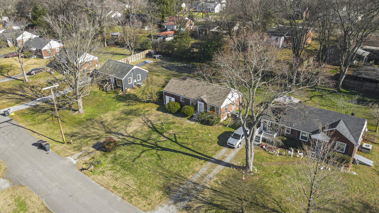 2217 Pinewood Rd