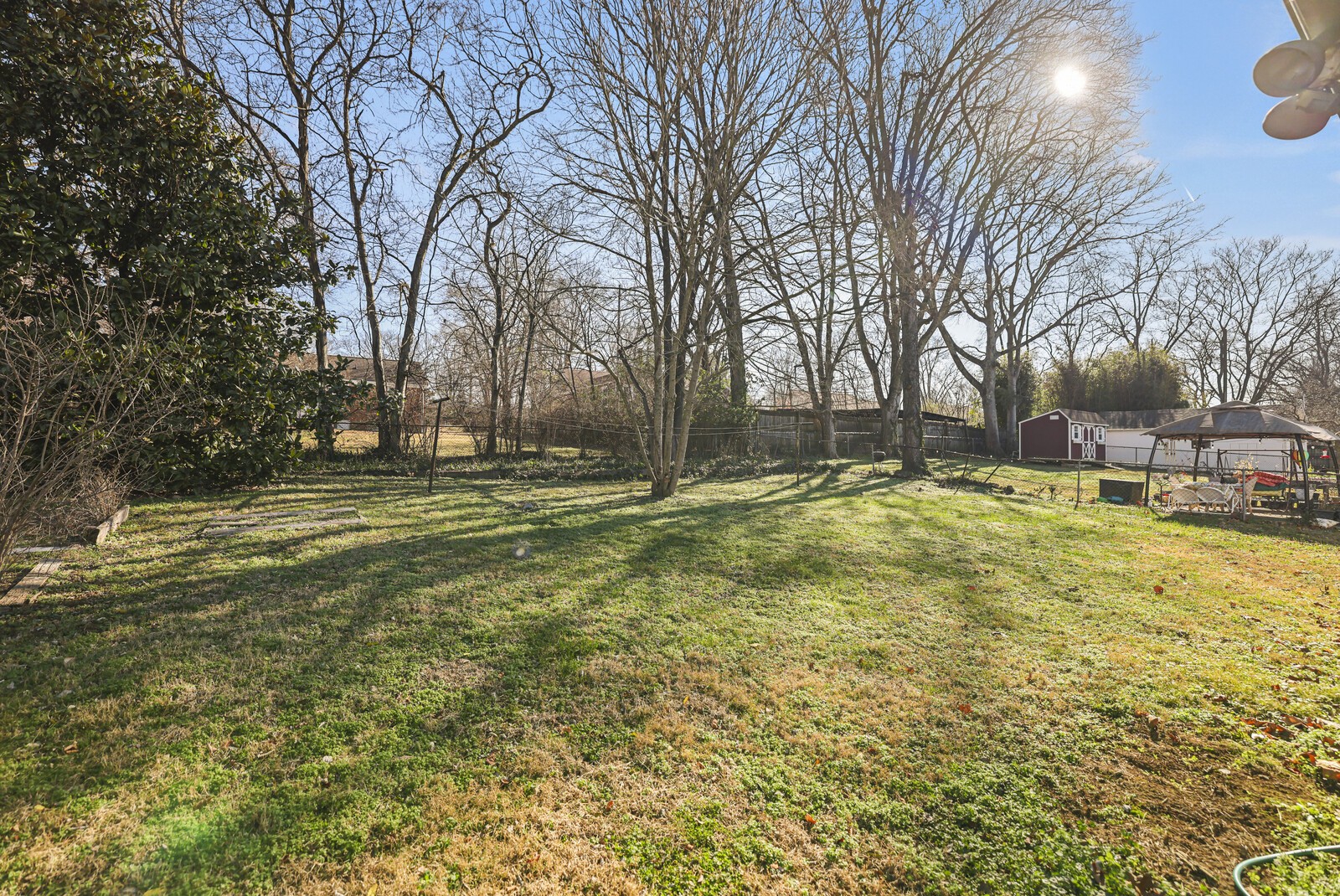 2217 Pinewood Rd