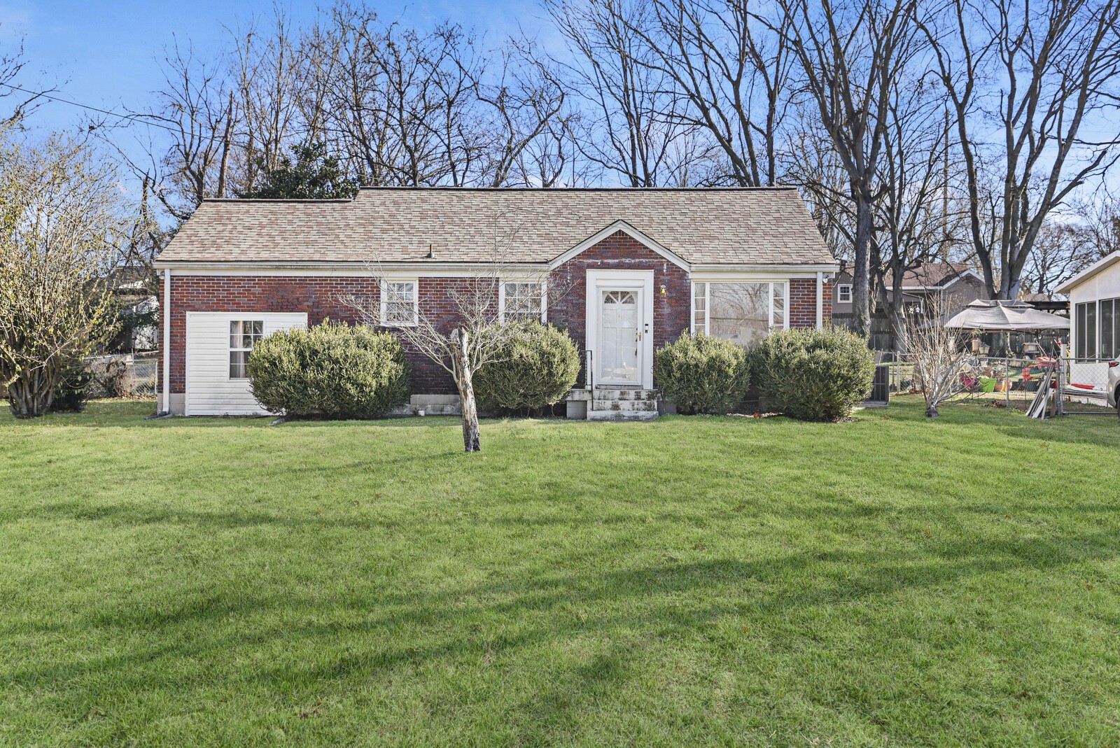 2217 Pinewood Rd