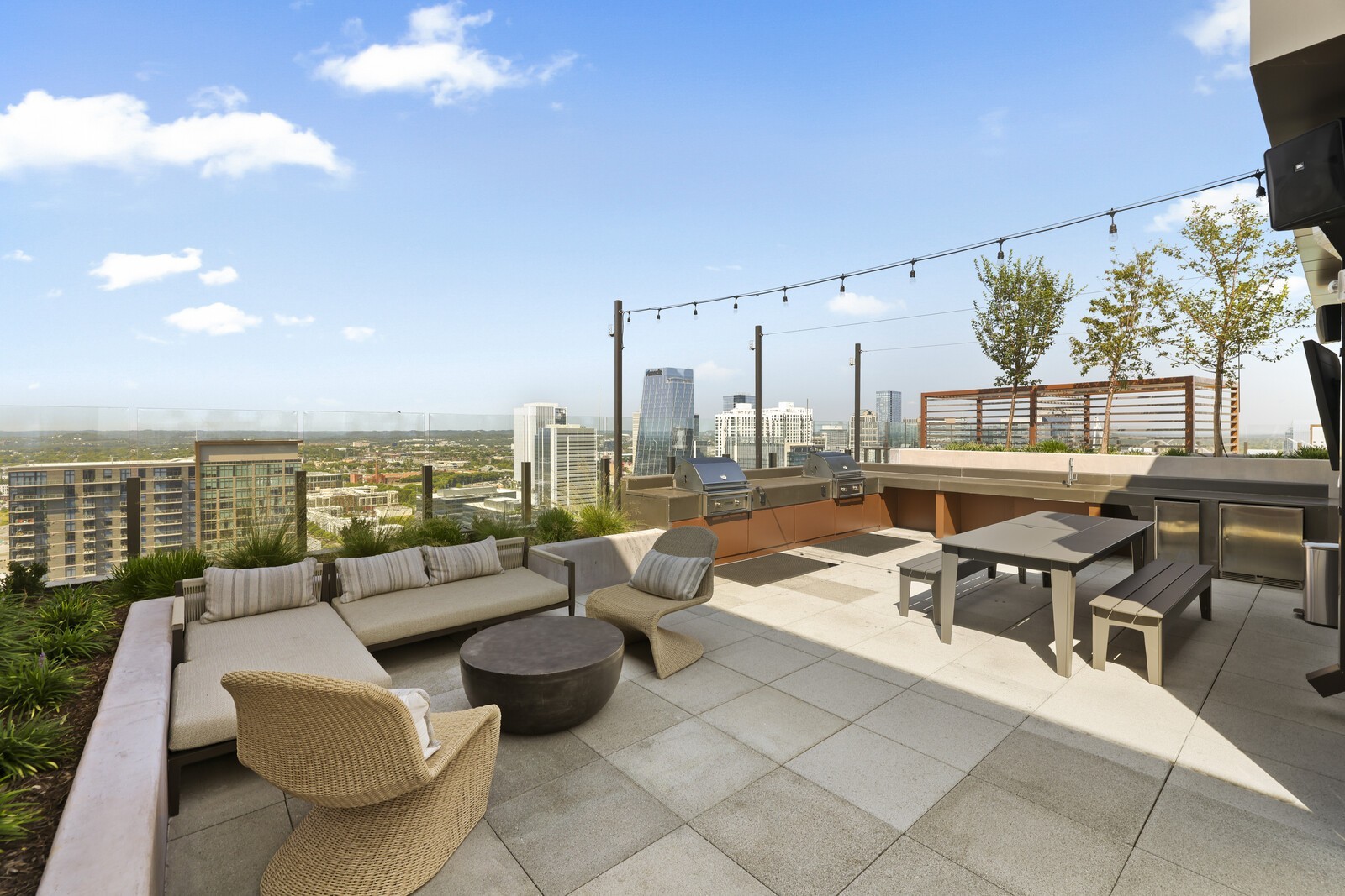 1212 Demonbreun St Unit: 1802