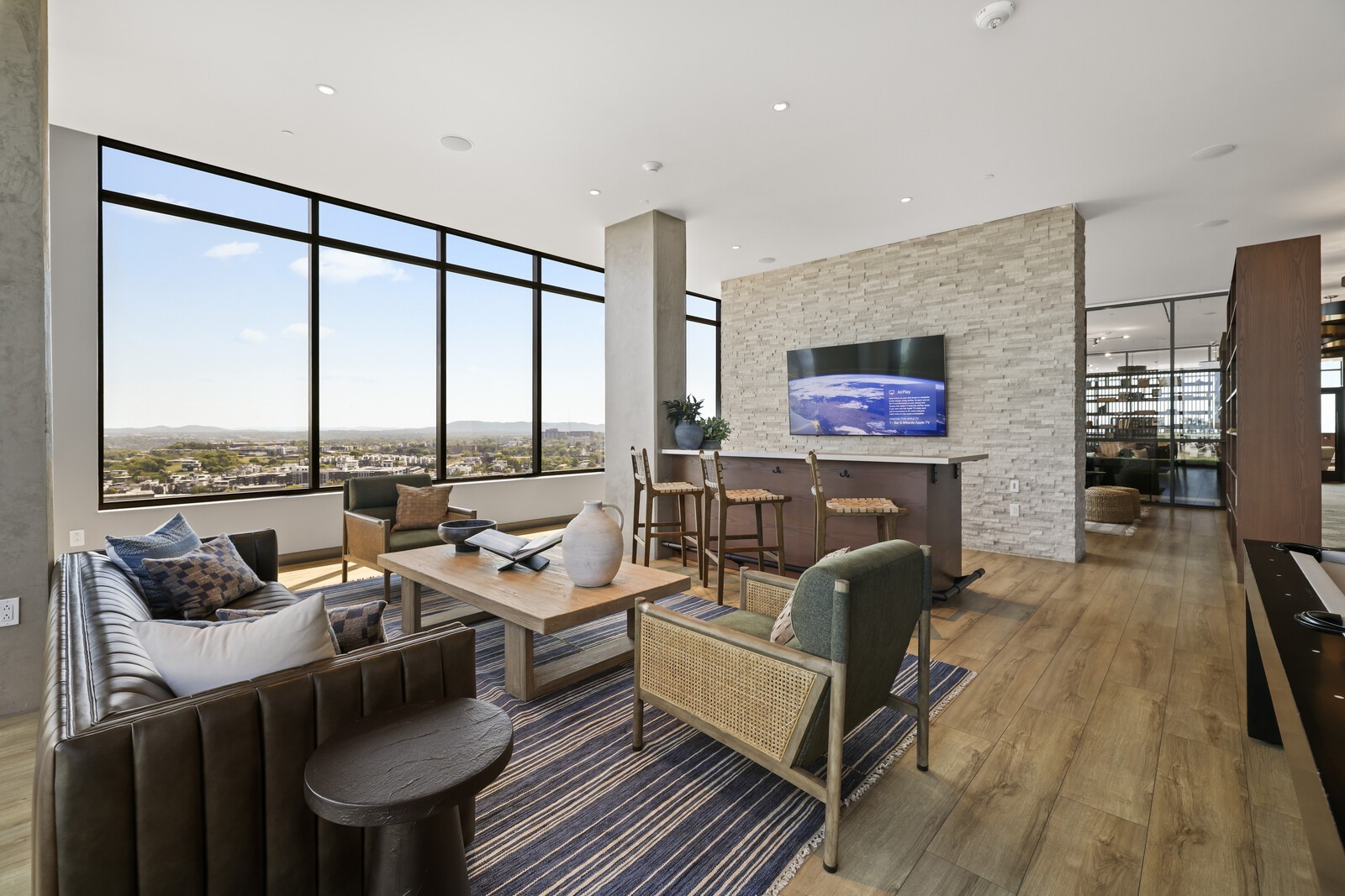 1212 Demonbreun St Unit: 1802