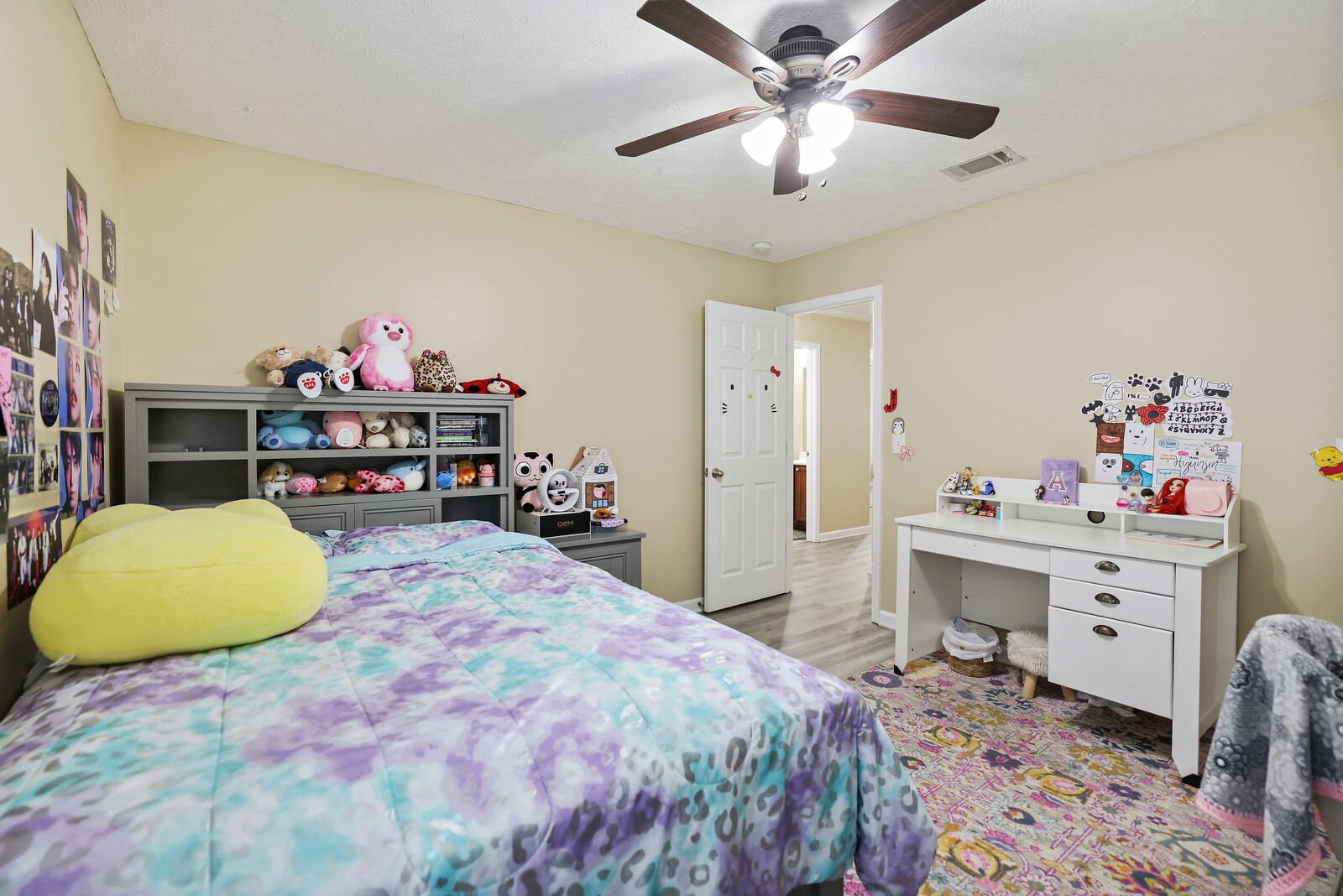 3437 Axelwood Dr