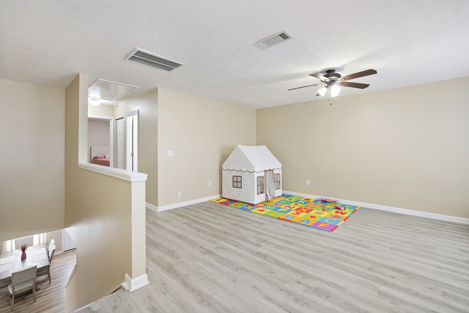3437 Axelwood Dr