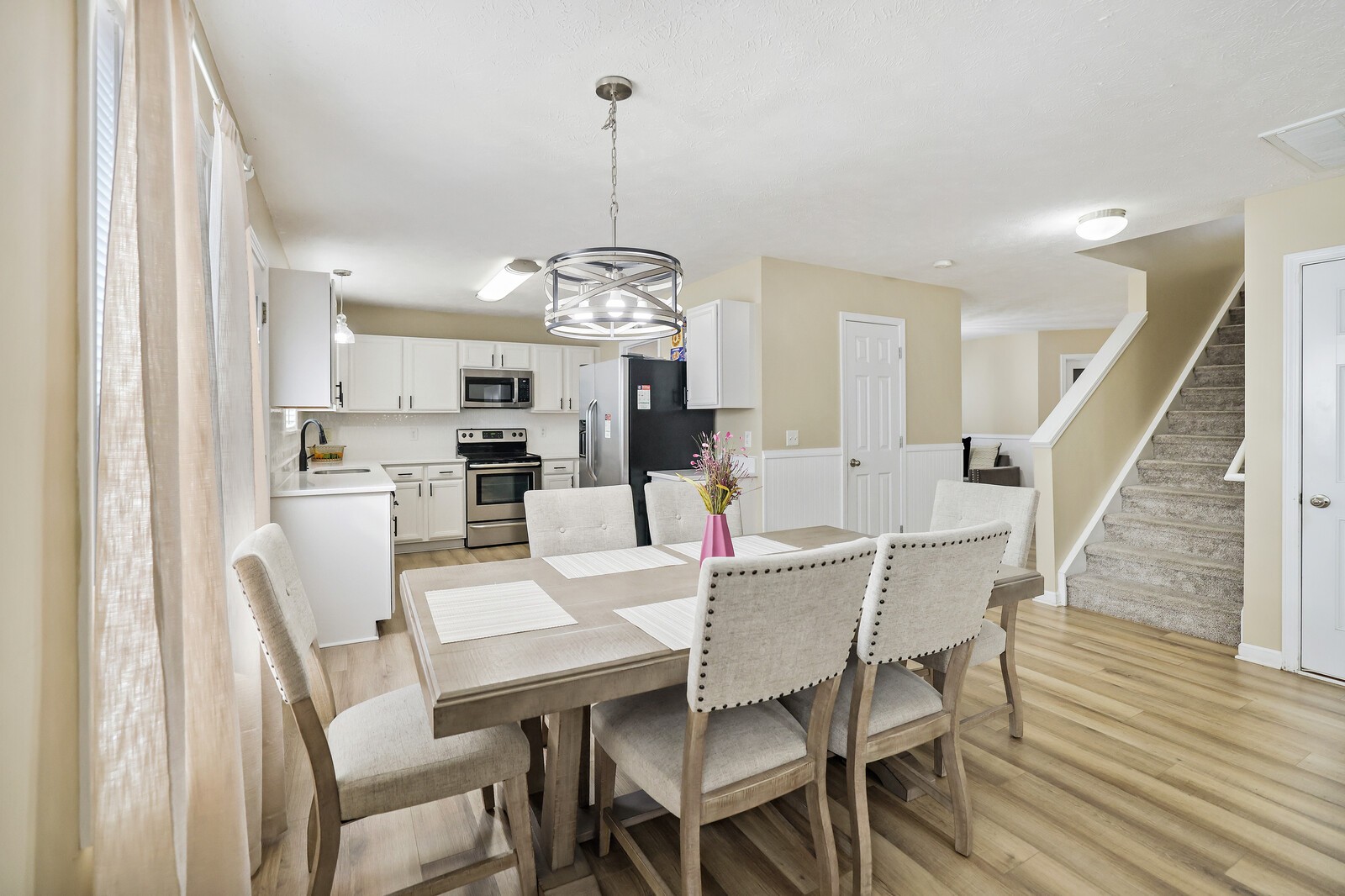3437 Axelwood Dr