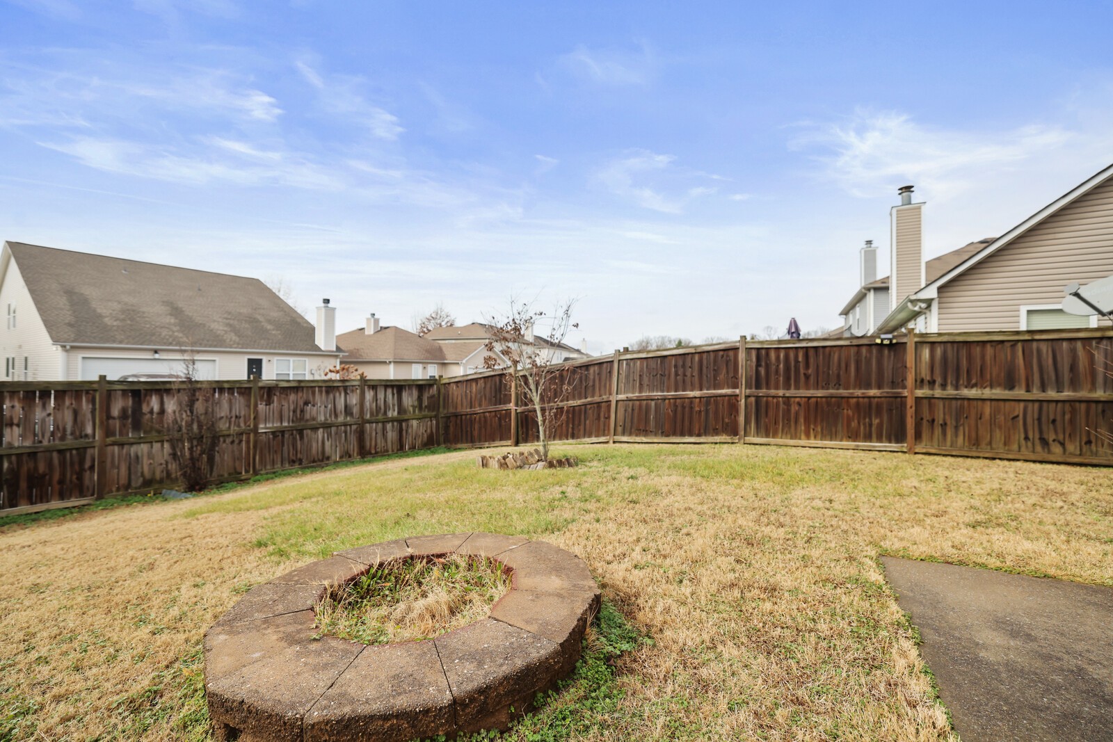 3437 Axelwood Dr