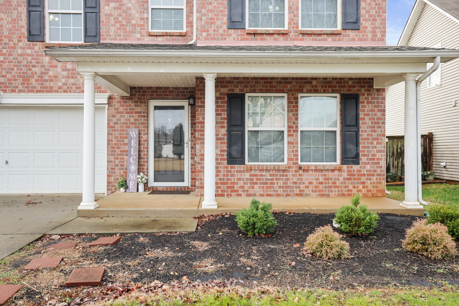 3437 Axelwood Dr