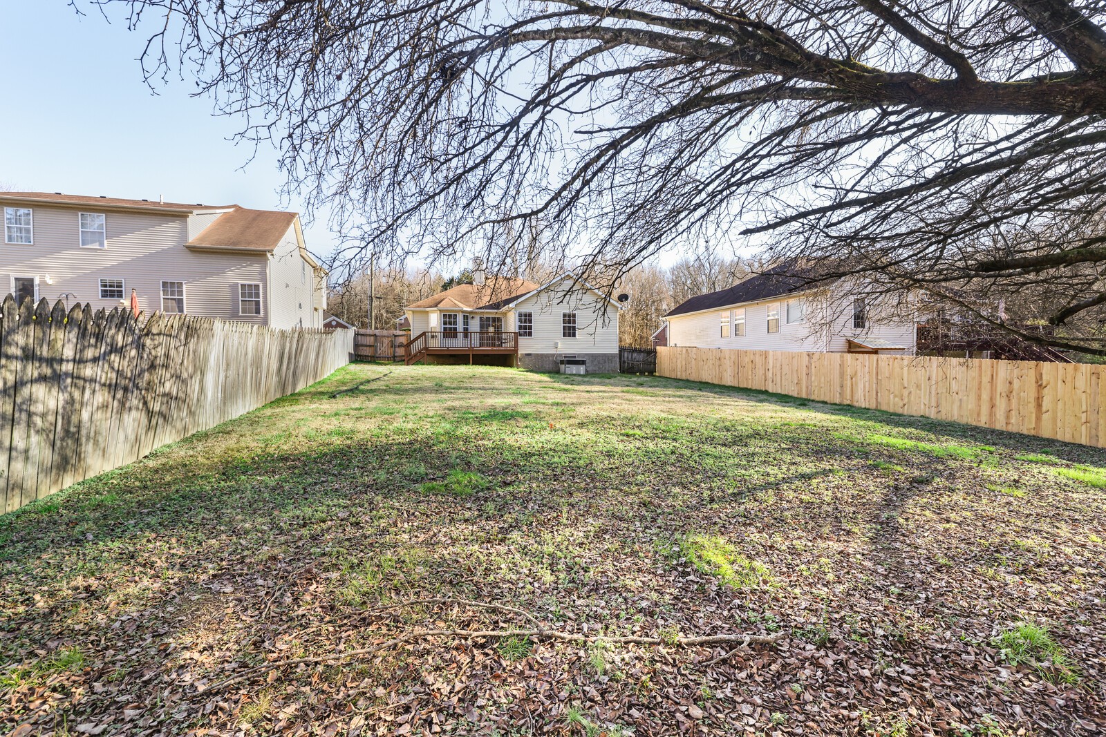 709 Woodcraft Dr