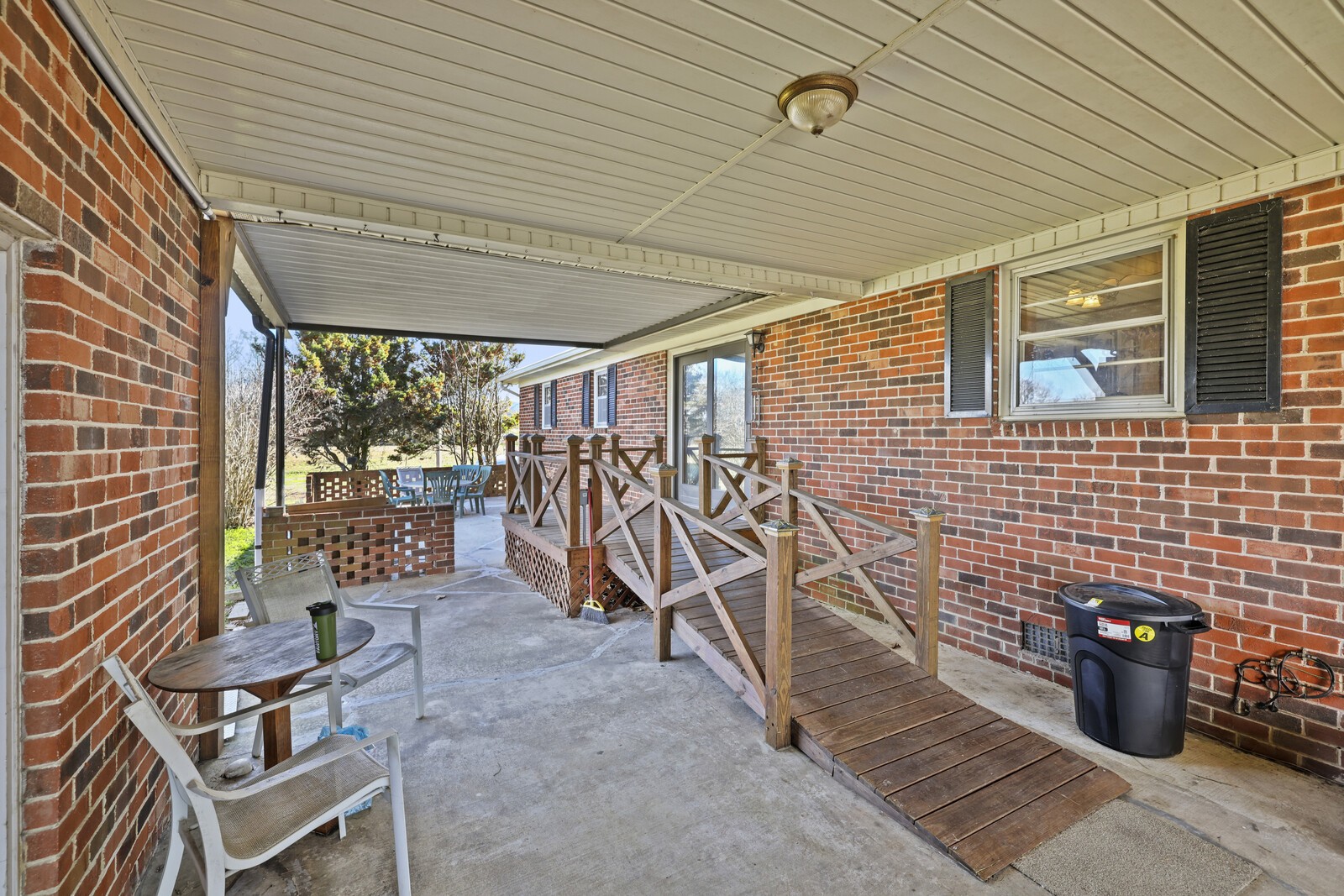 2521 Old Airport Rd