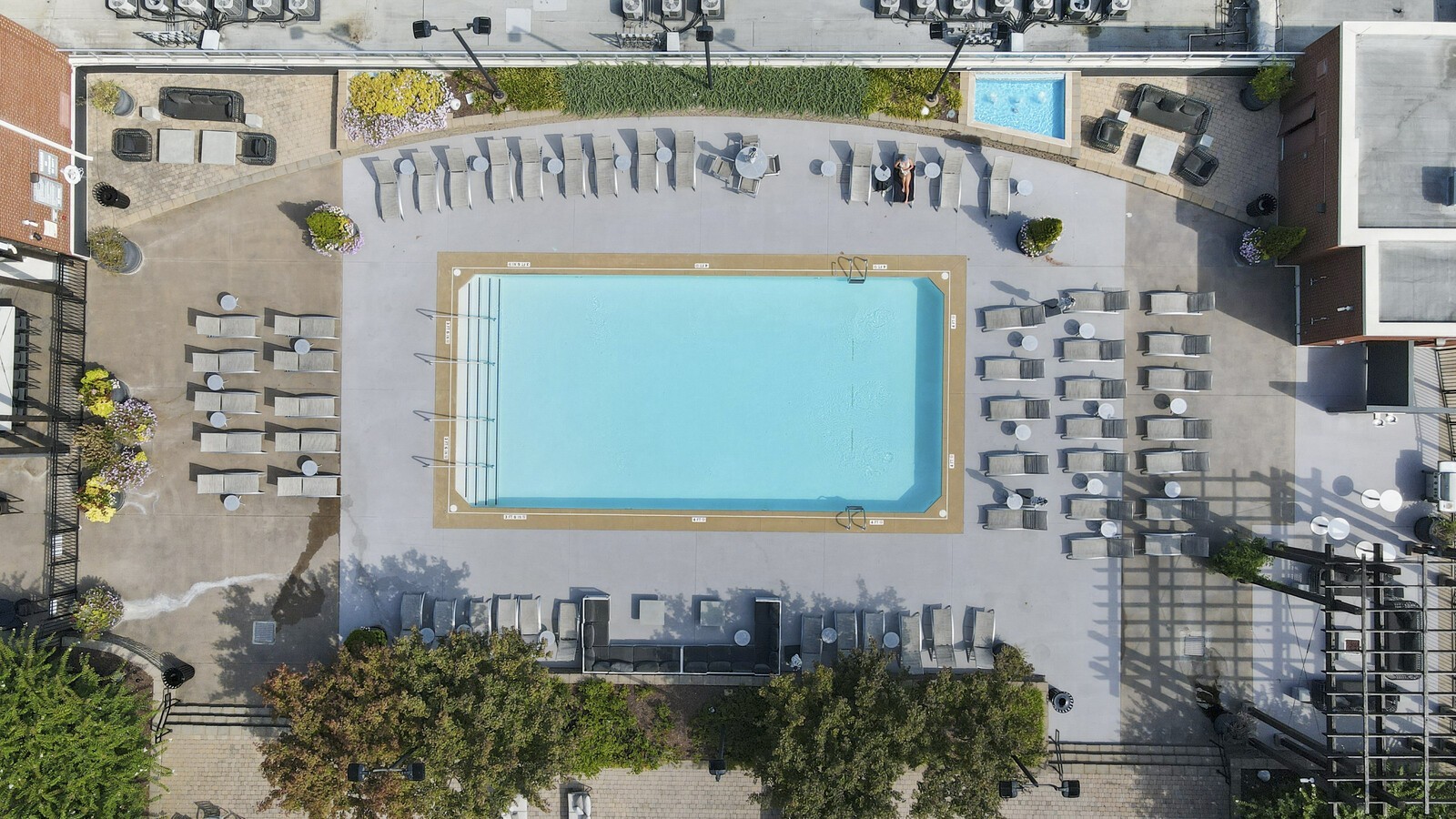 600 12th Ave, S Unit: 910