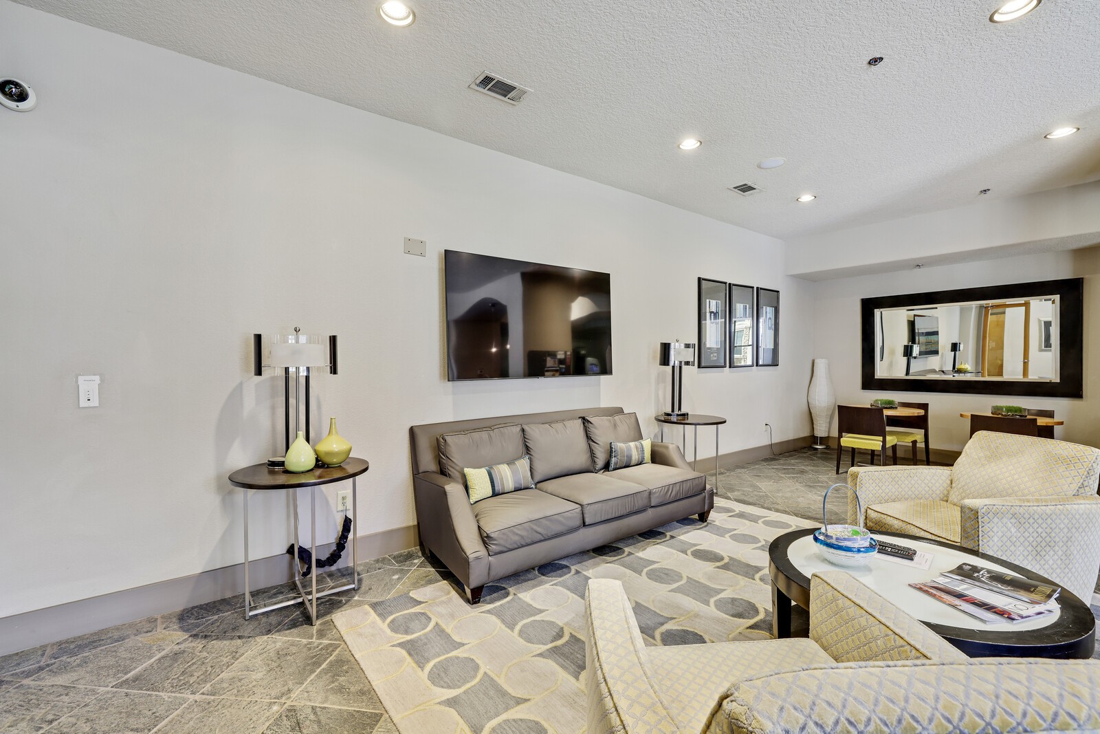 2600 Hillsboro Pike Unit: 204