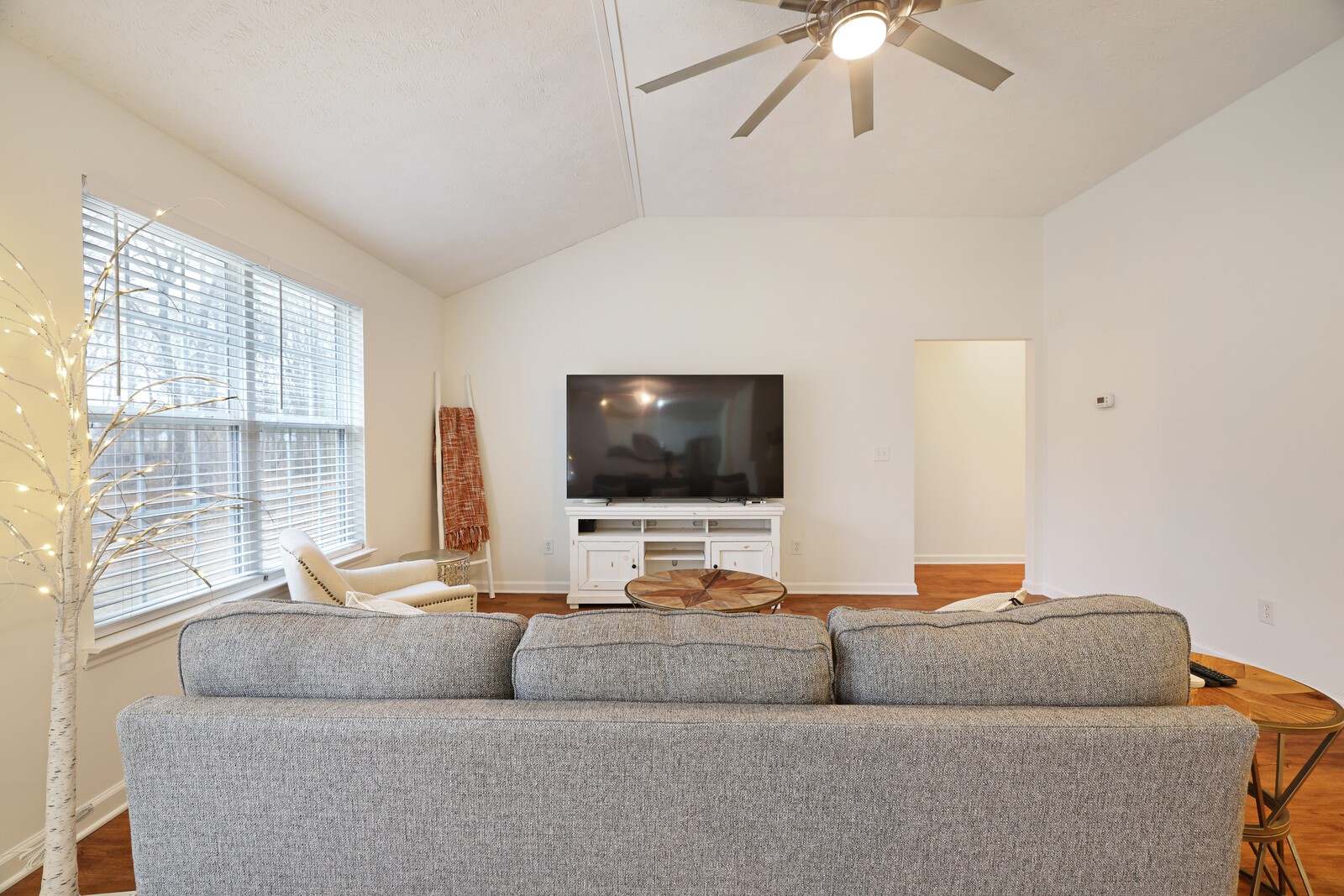 808 Jonathan Dr