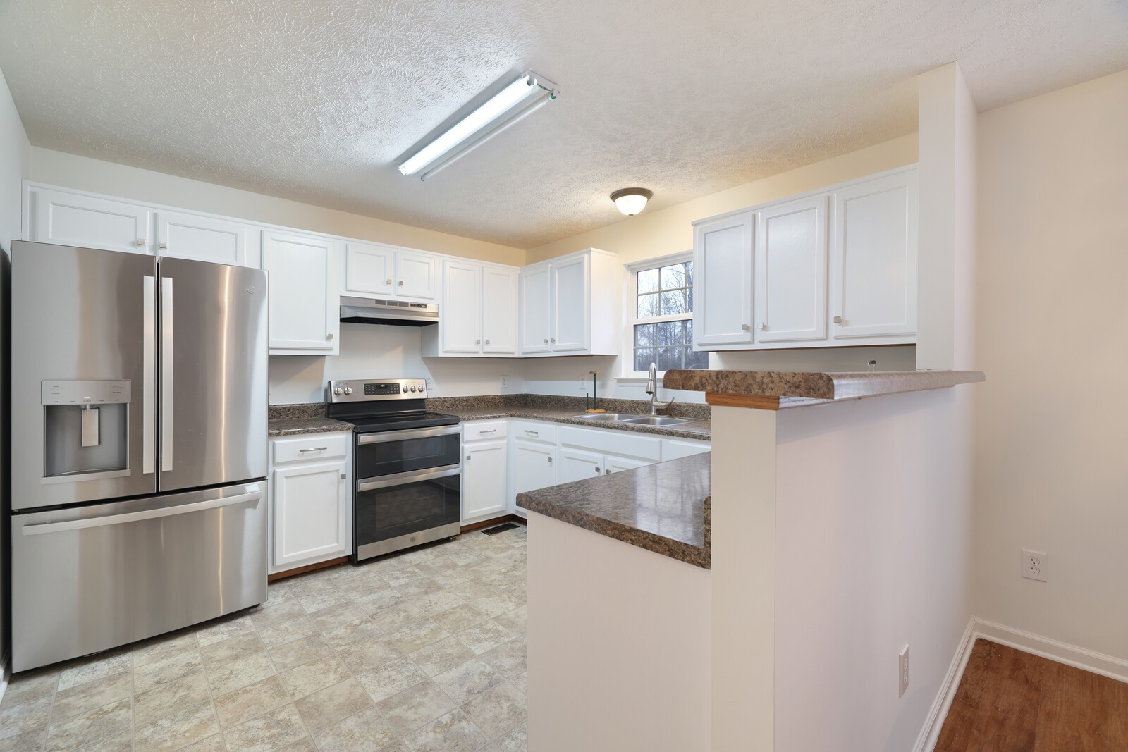 808 Jonathan Dr