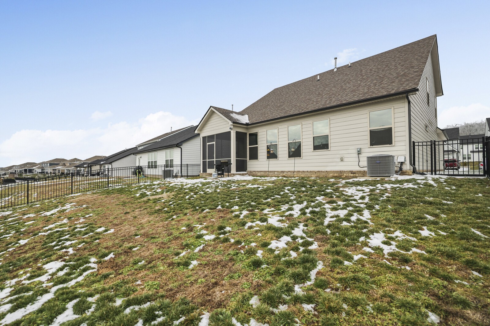 376 Turfway Park