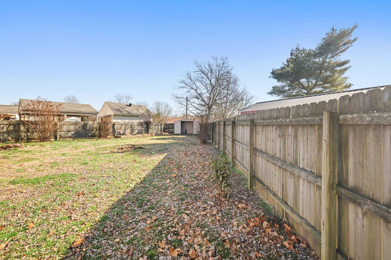 110 Lake Point Dr