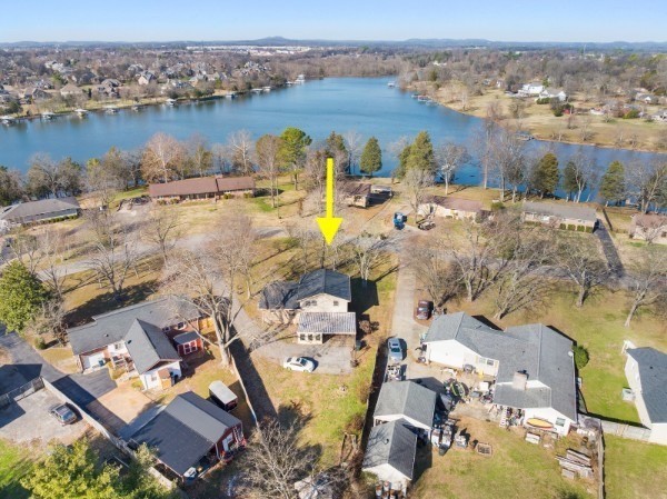 110 Lake Point Dr