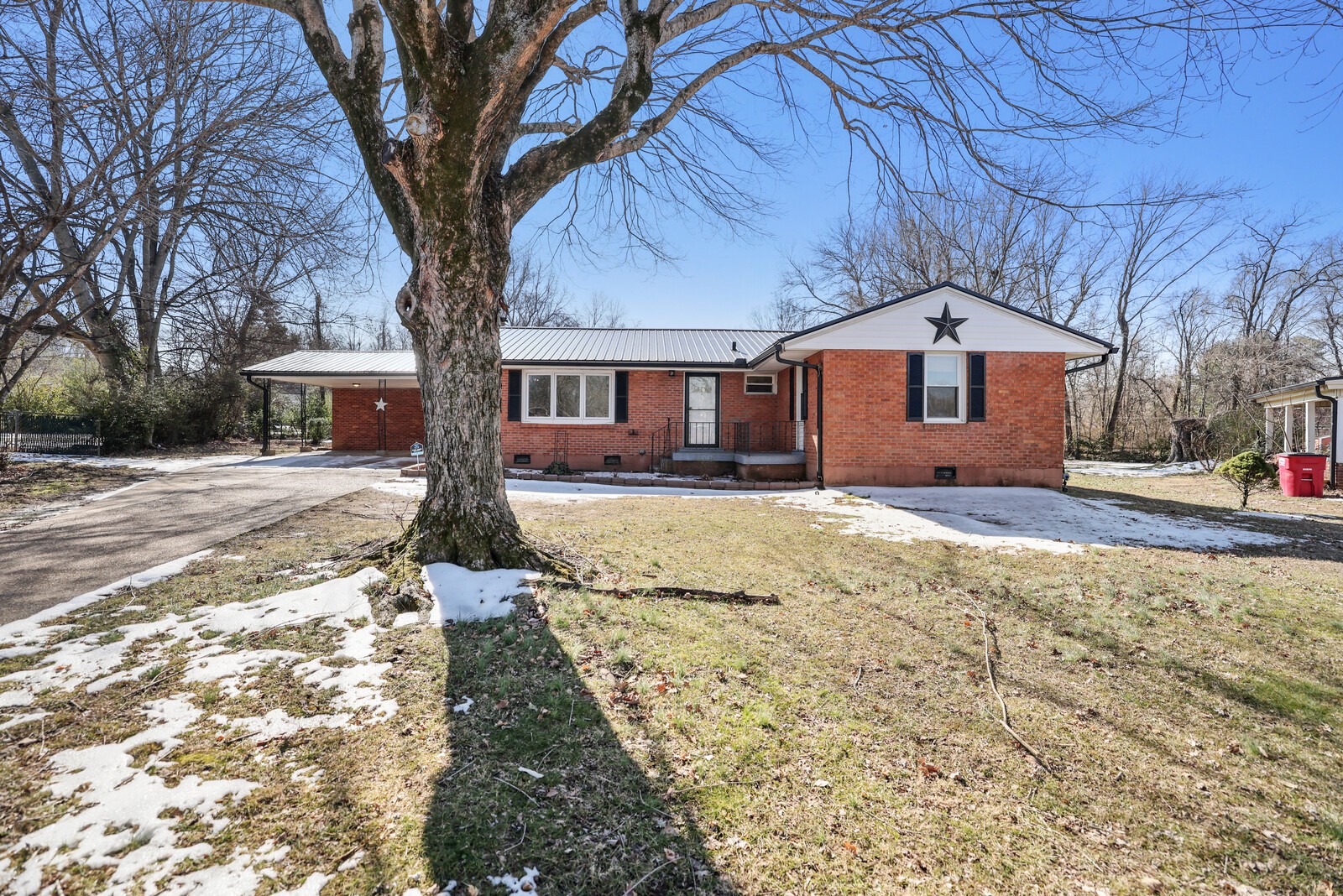 109 Rebecca Ln