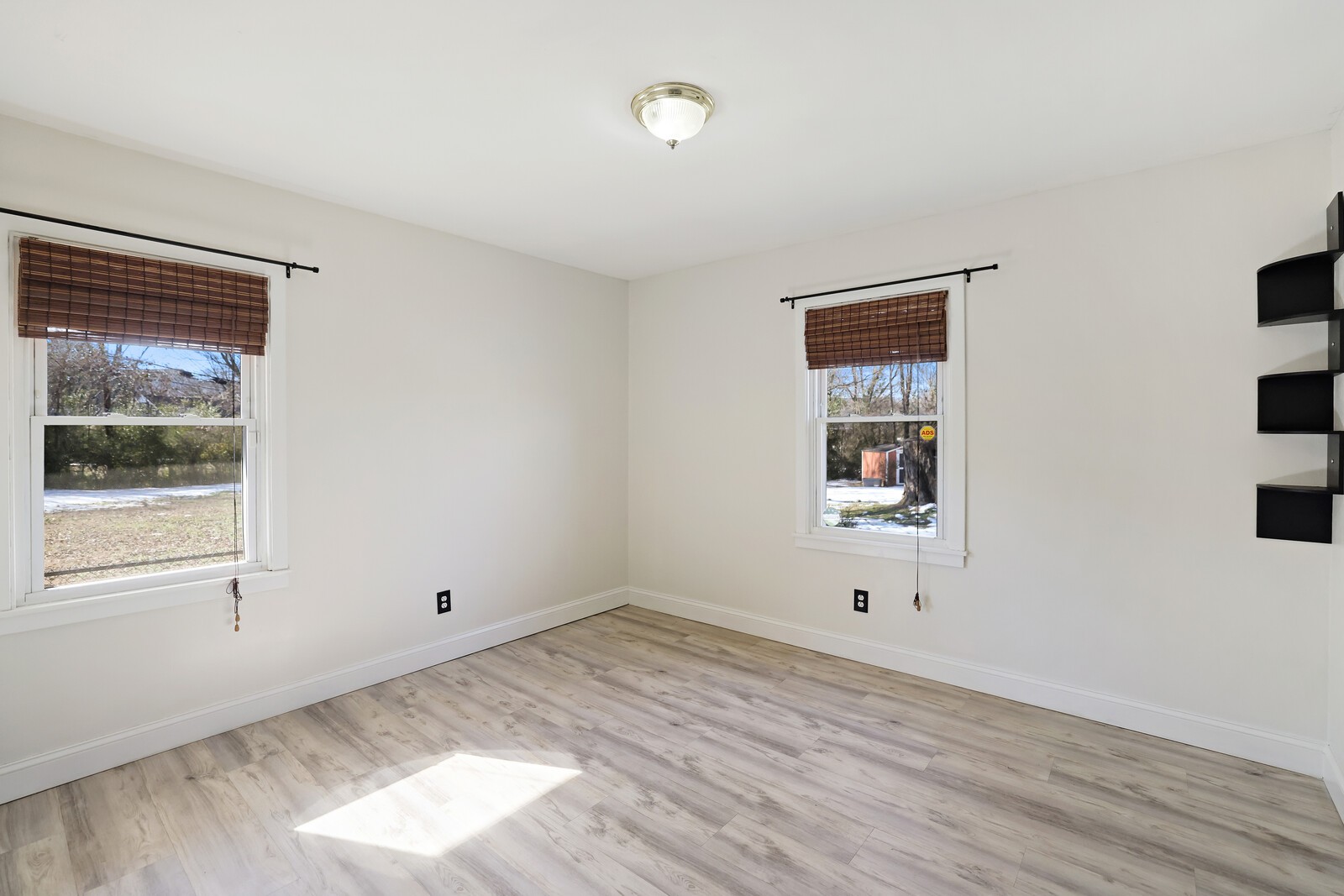 109 Rebecca Ln