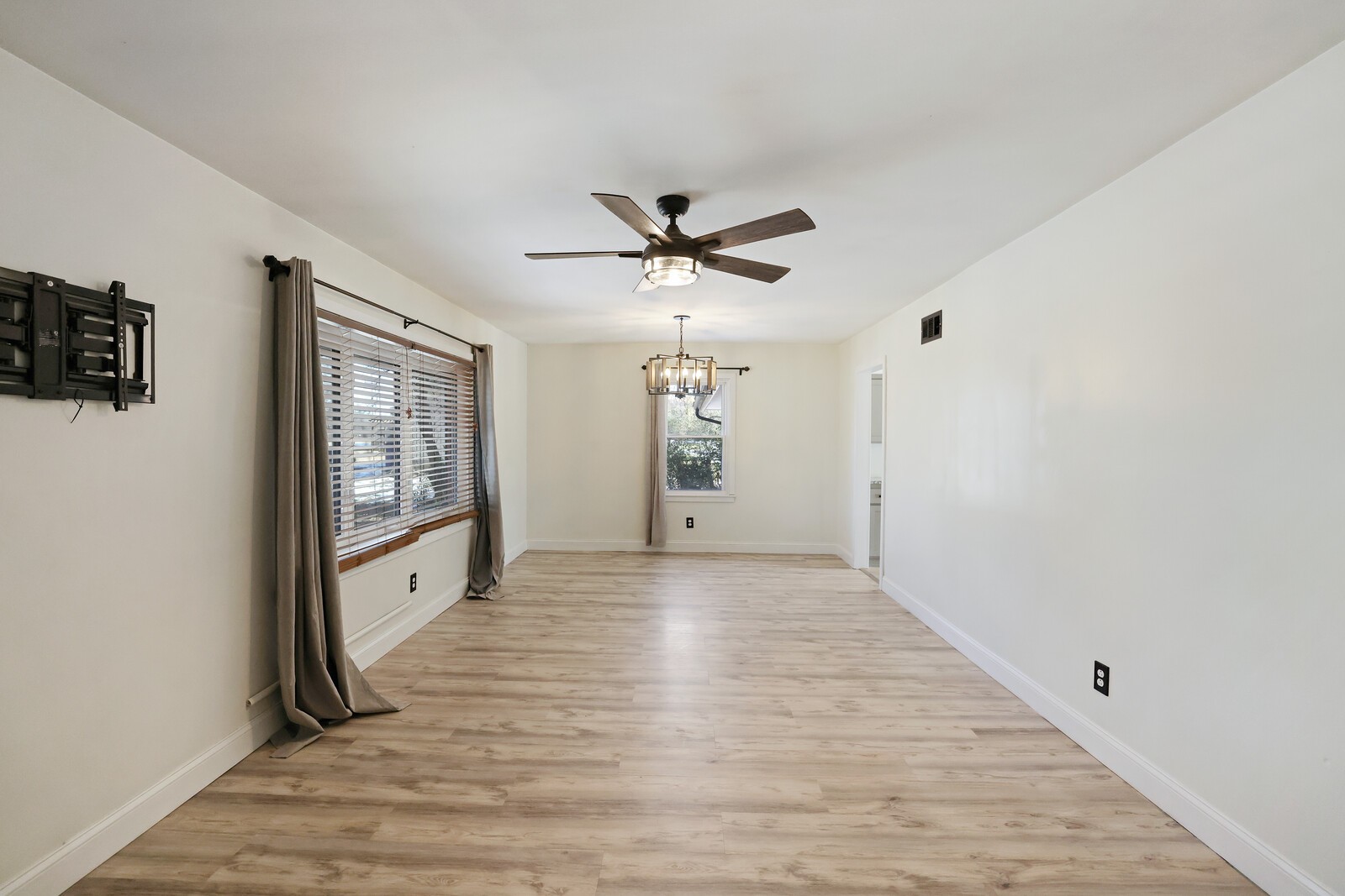 109 Rebecca Ln