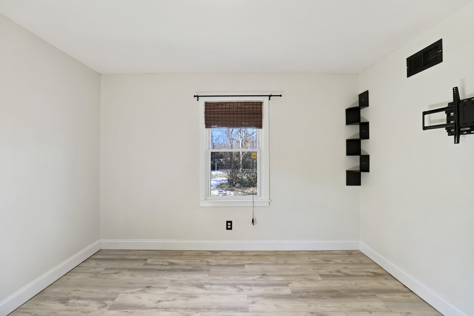 109 Rebecca Ln