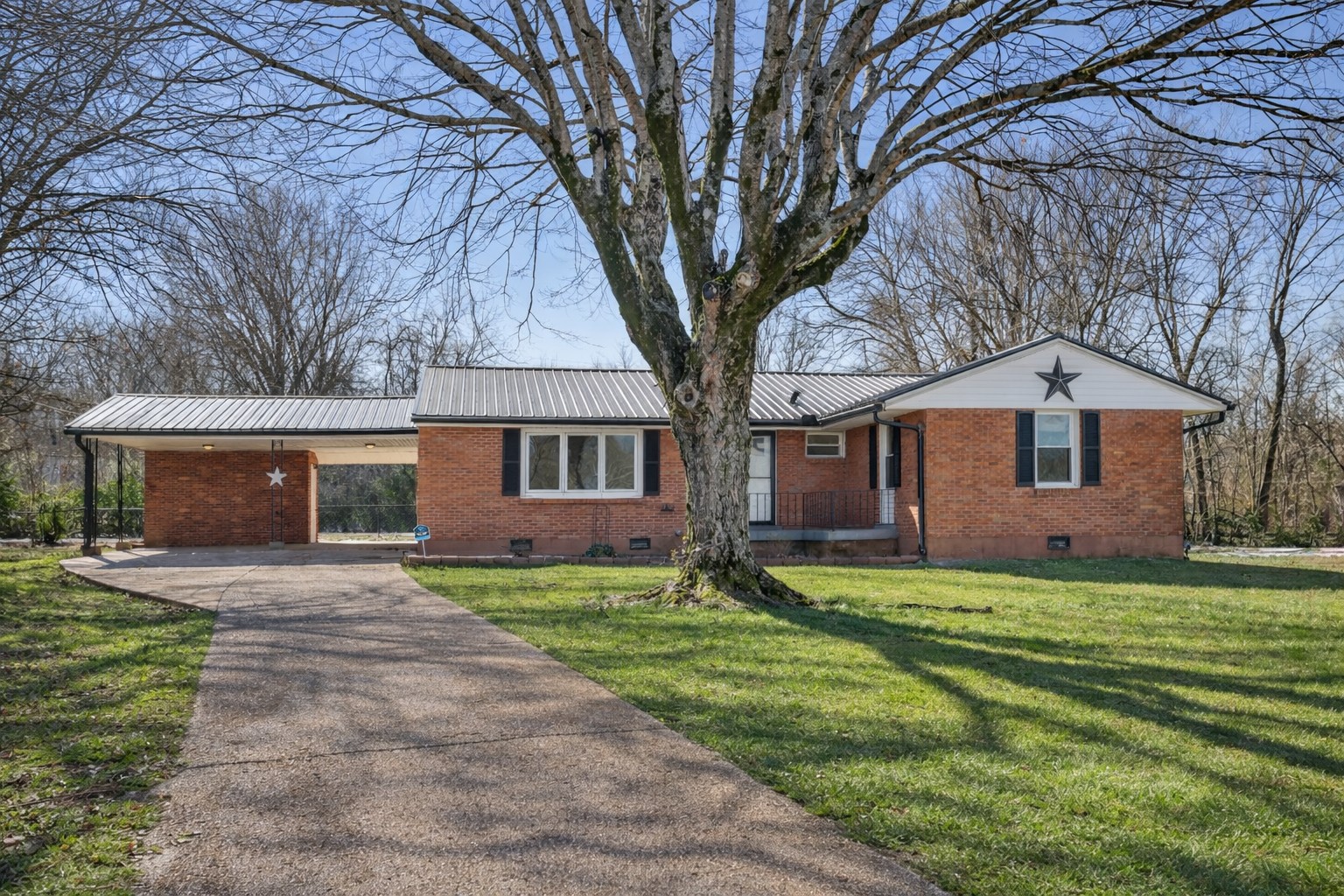 109 Rebecca Ln