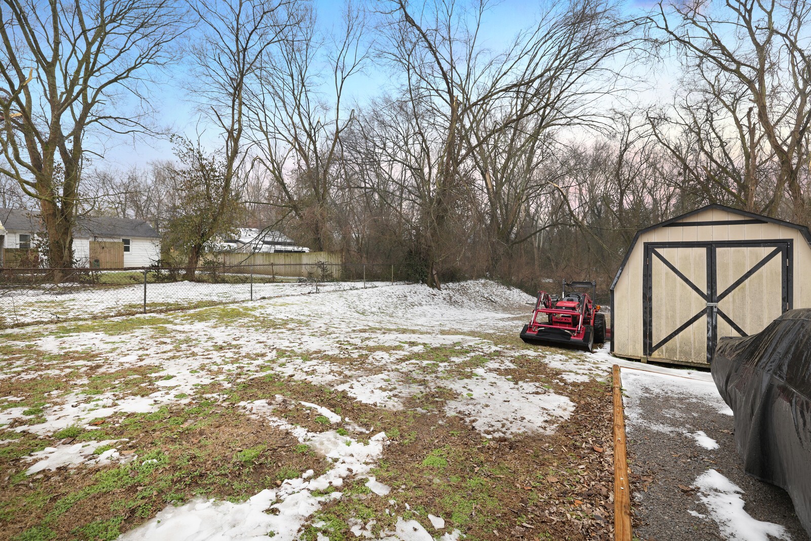 5805 Couch Dr