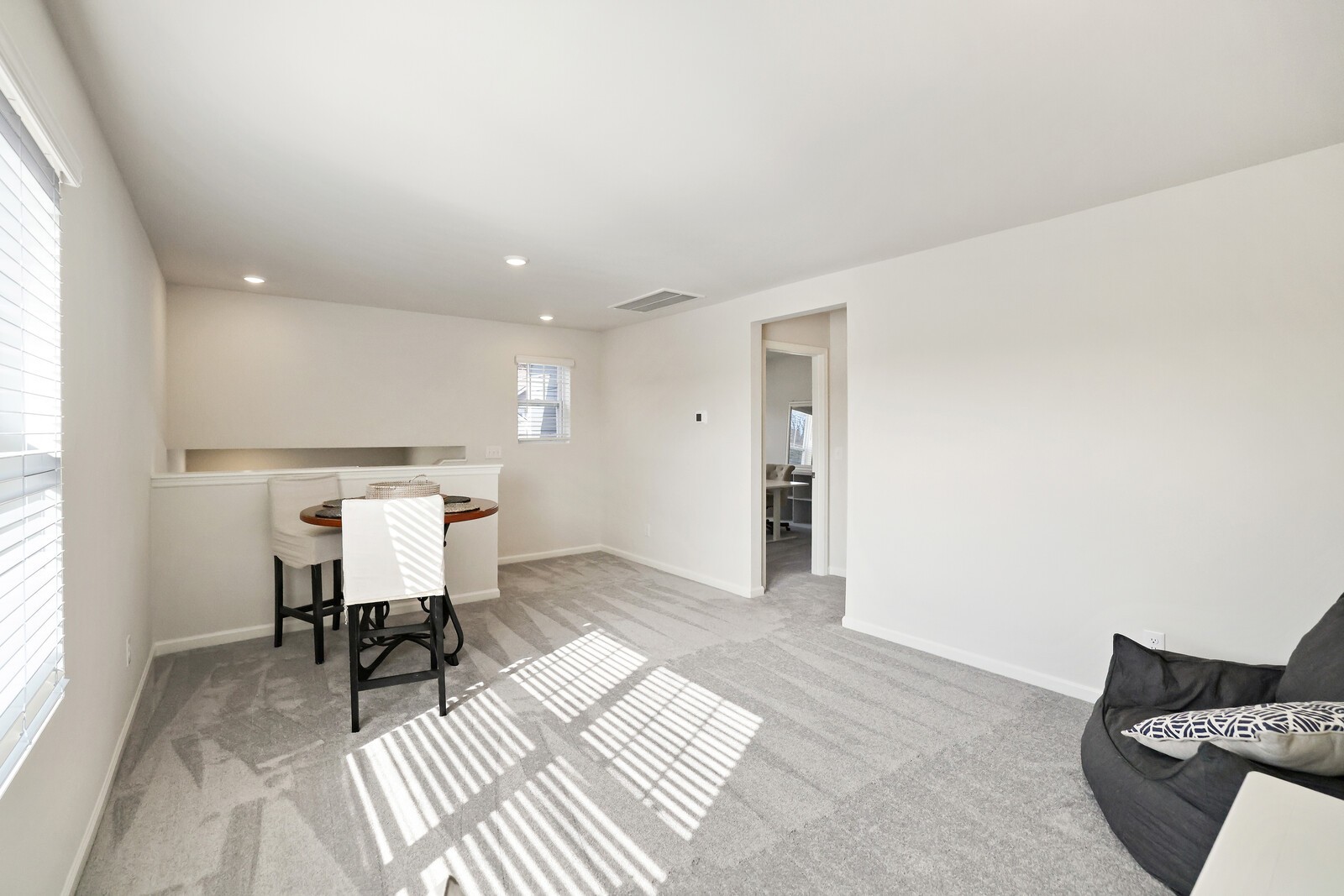 1653 Manuka Ln