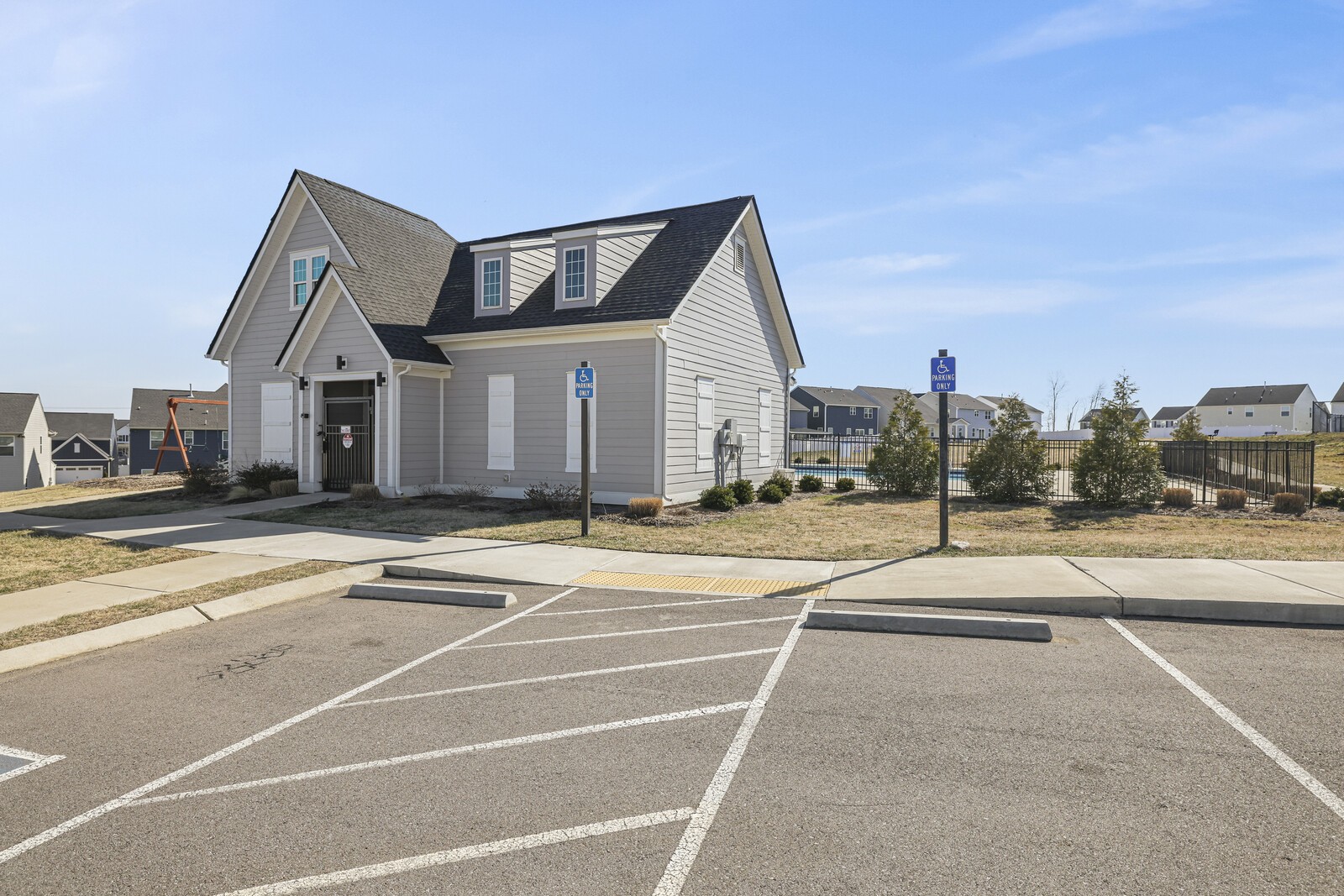 937 Caywood Rd