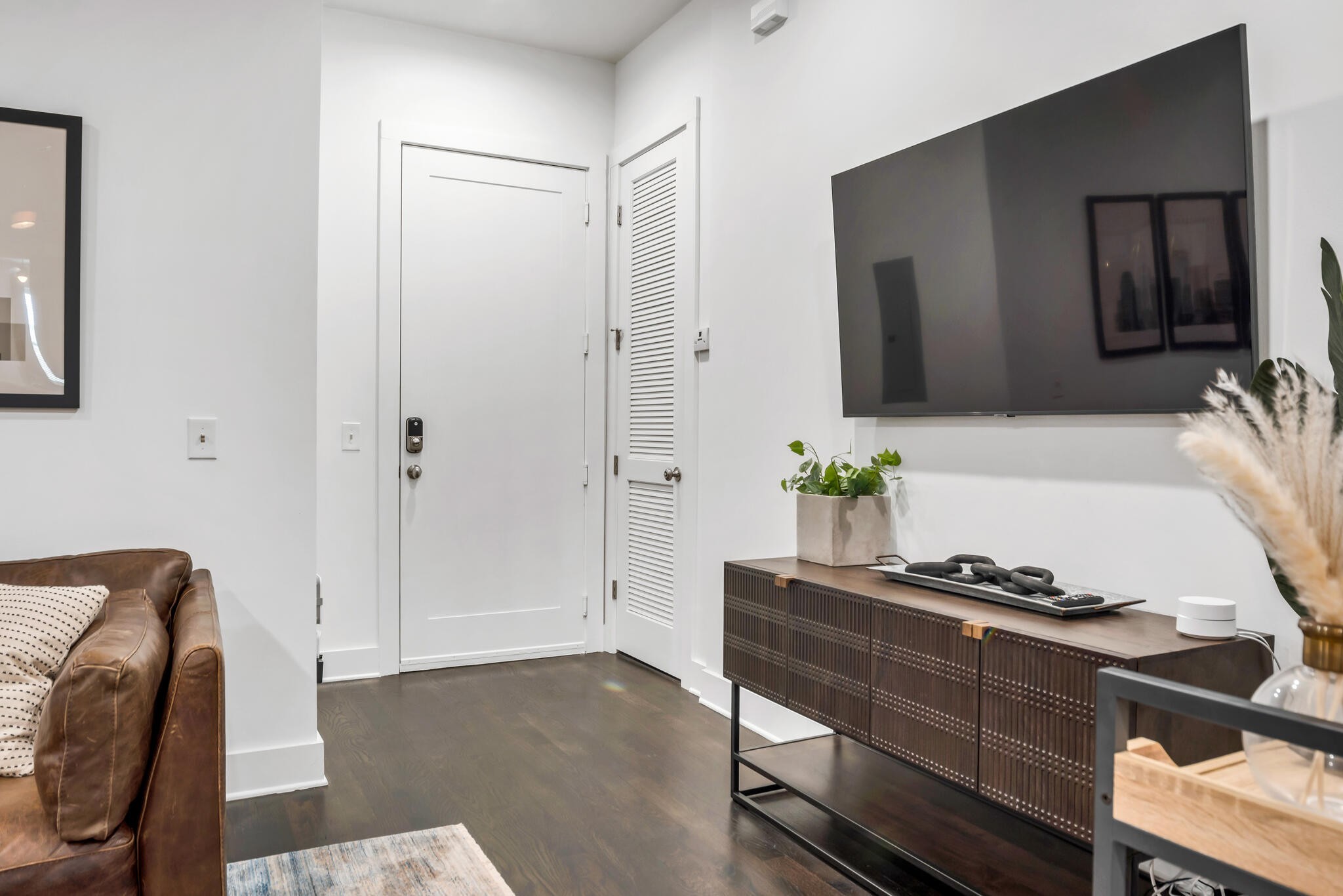 210 30th Ave, N Unit: 403