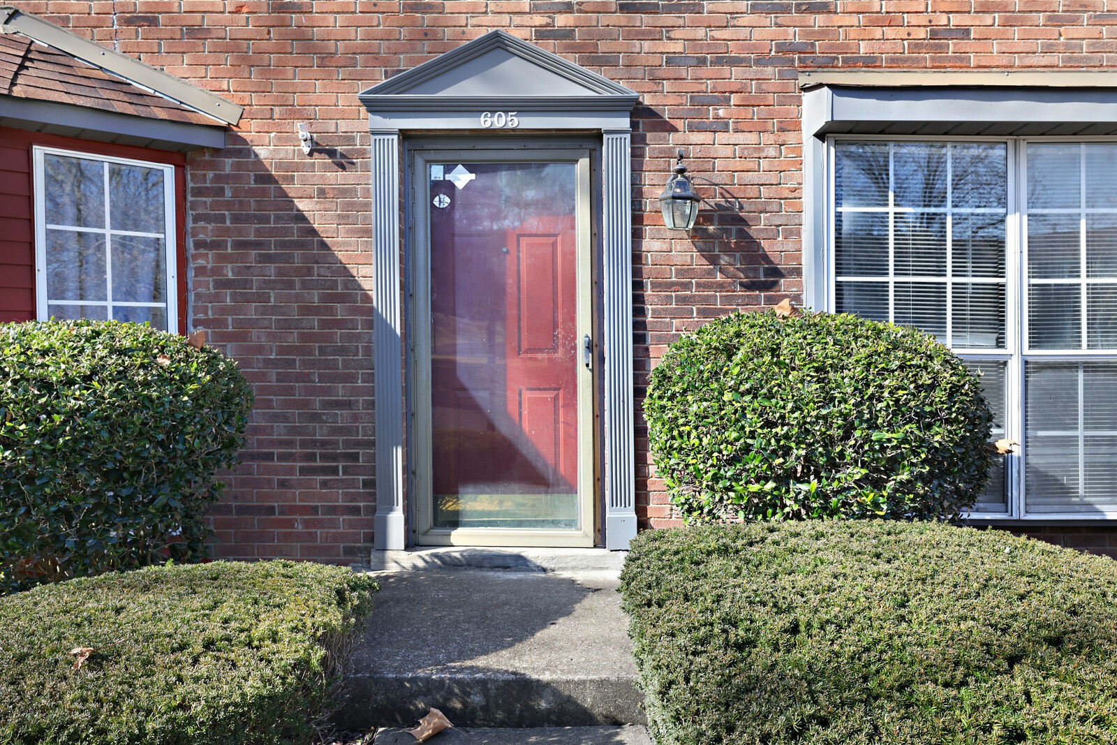 605 Hickory Glade Ct