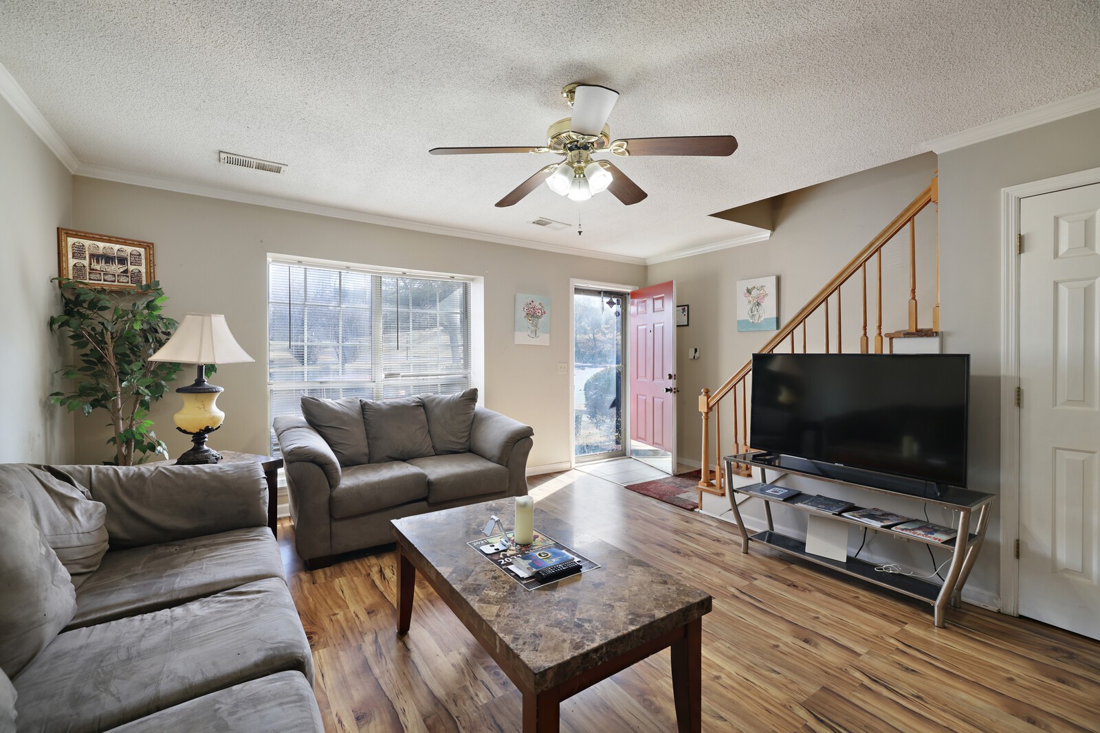 605 Hickory Glade Ct