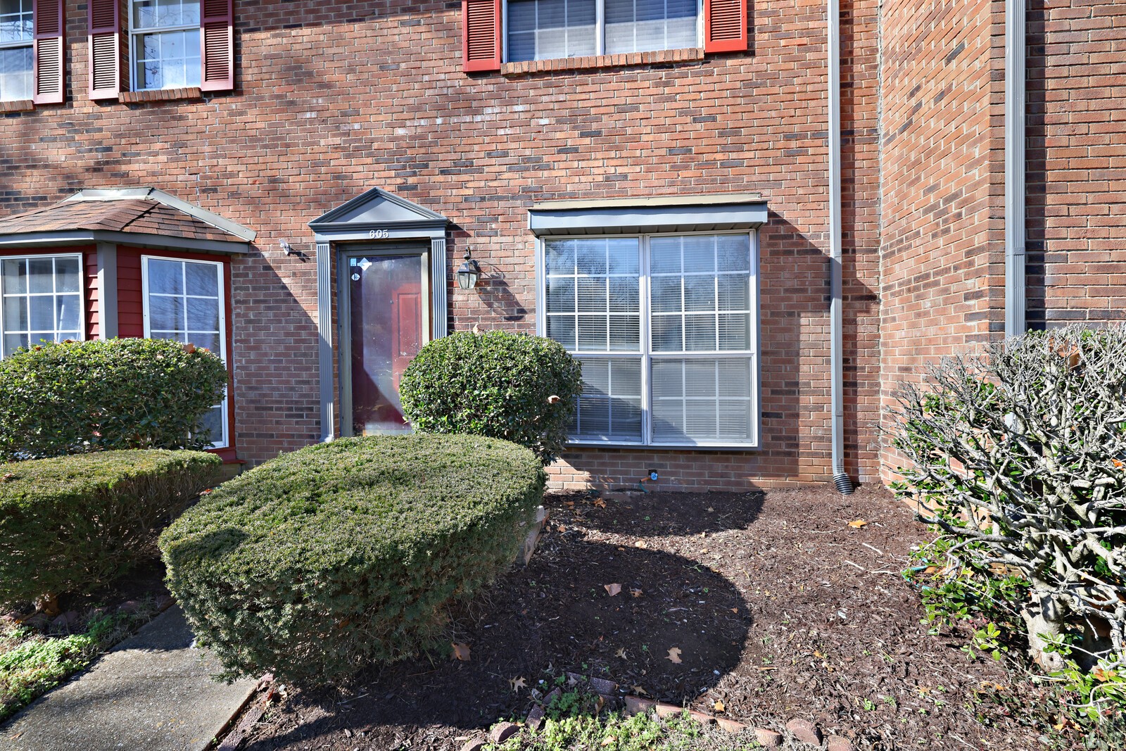 605 Hickory Glade Ct