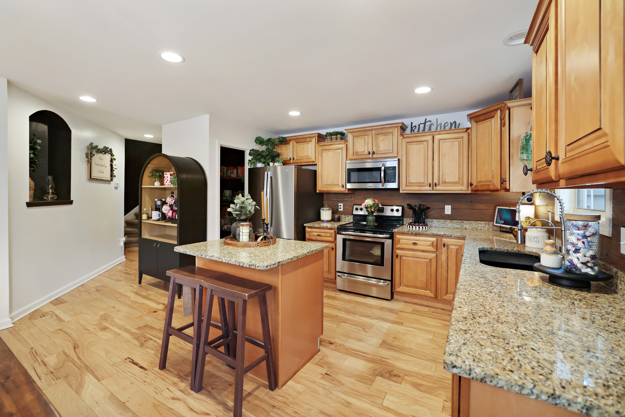 505 Cardinal Cir