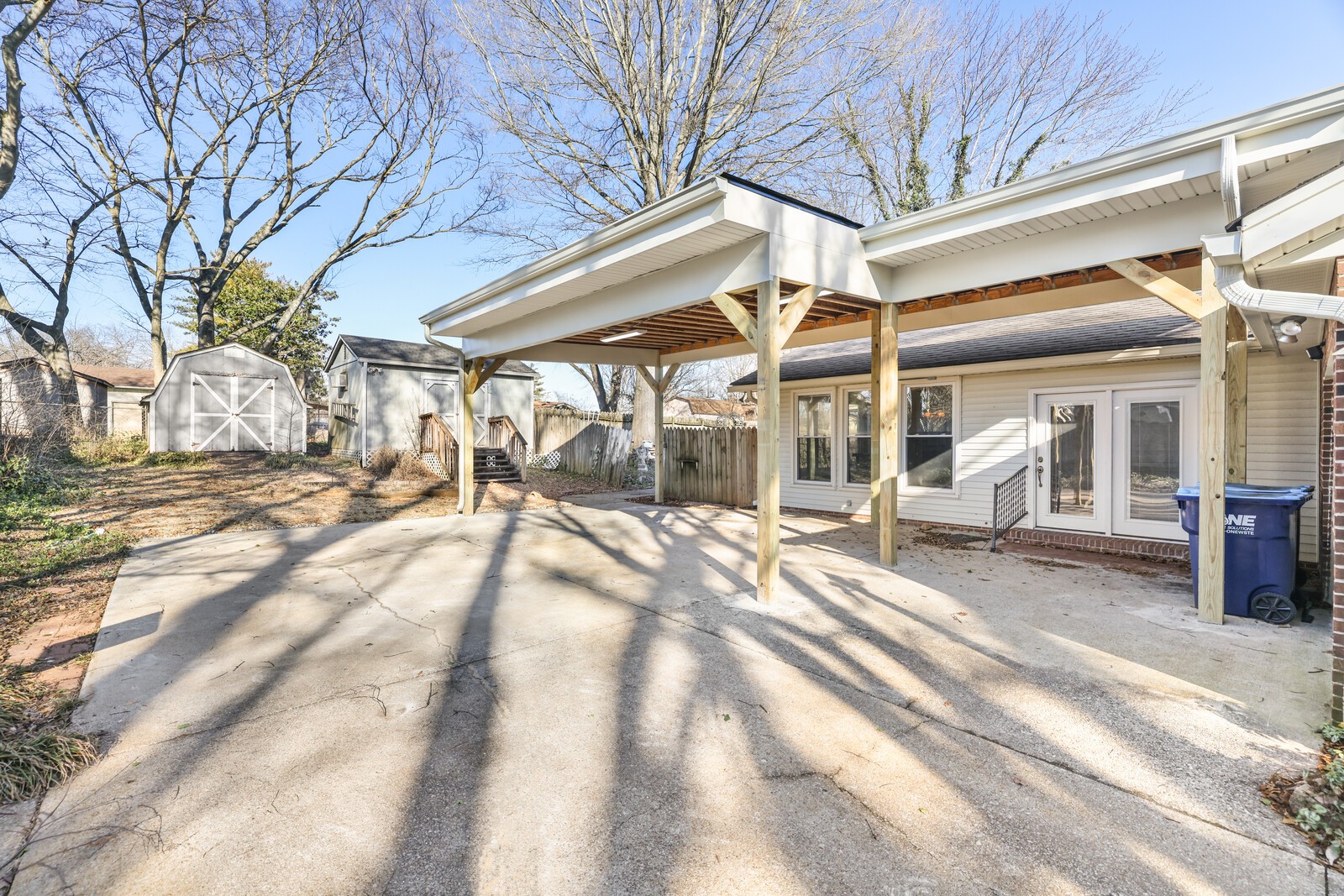 106 Creek Ct