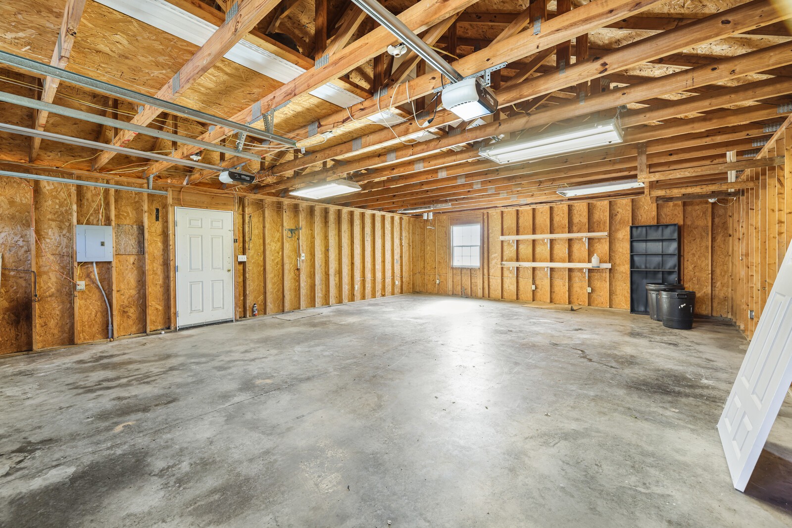 100 Bluegrass Dr