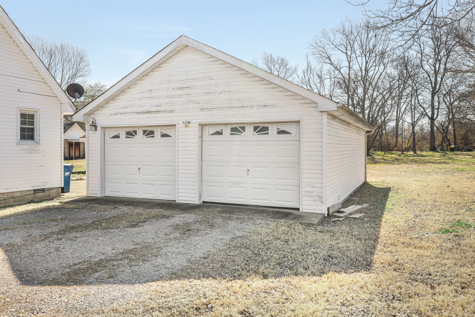 100 Bluegrass Dr
