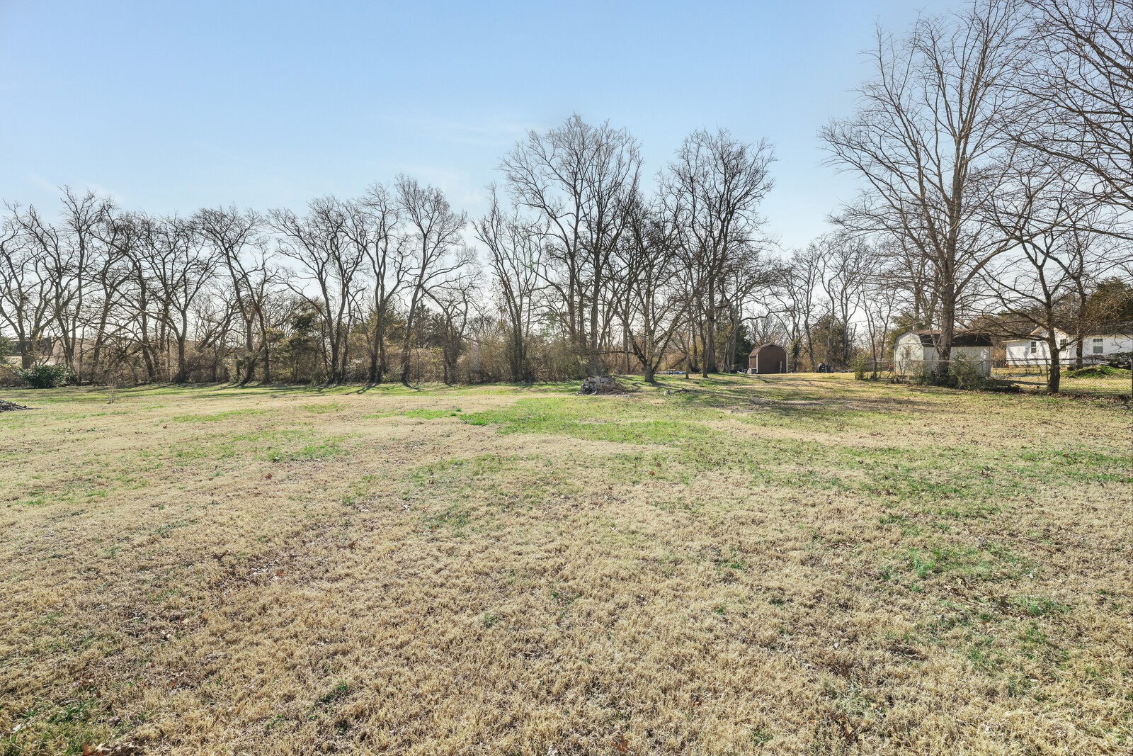 100 Bluegrass Dr