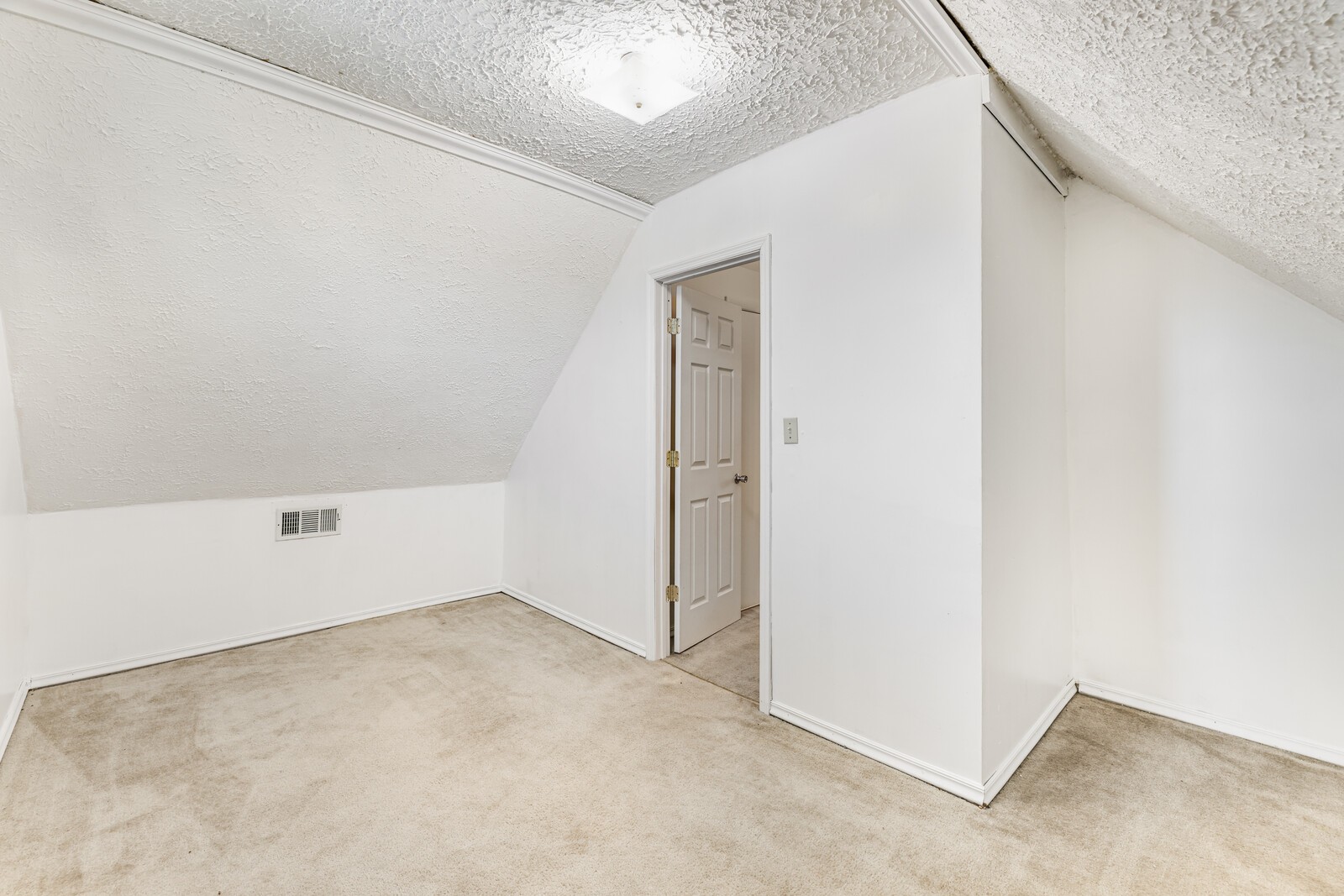 100 Bluegrass Dr