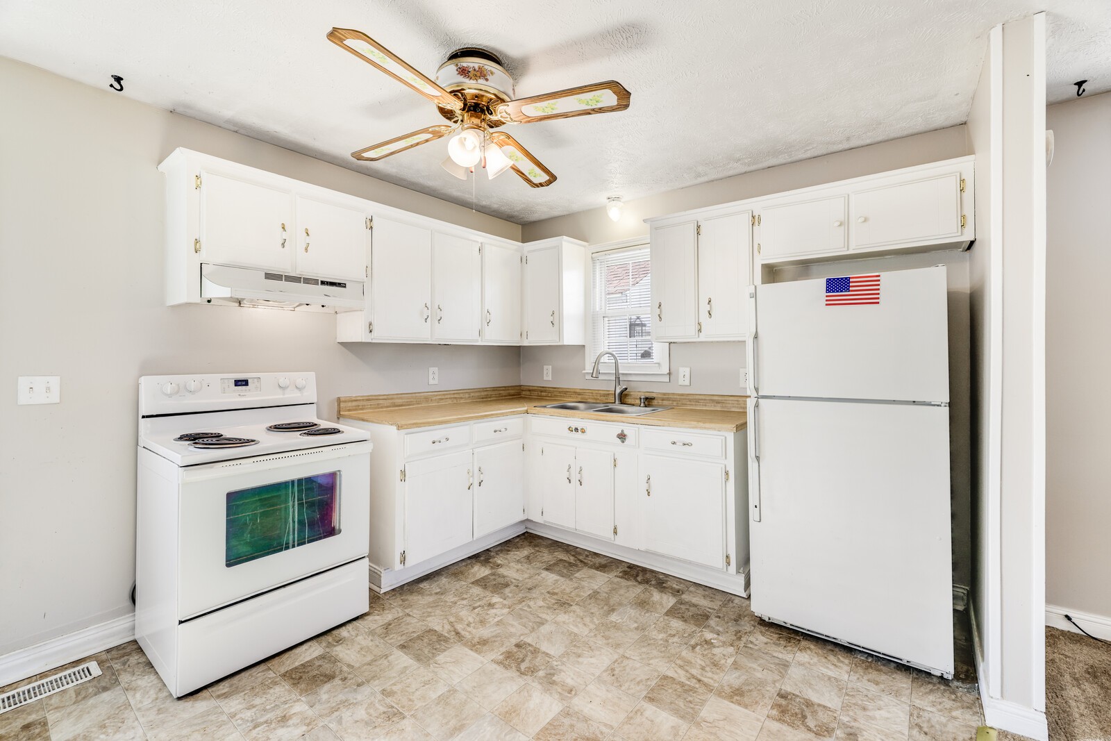 100 Bluegrass Dr