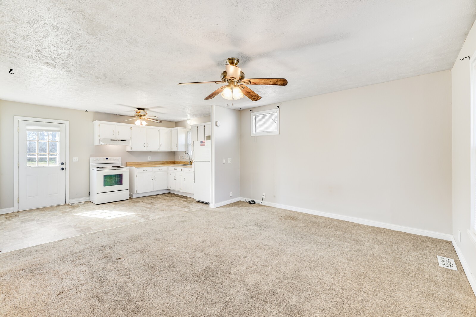 100 Bluegrass Dr