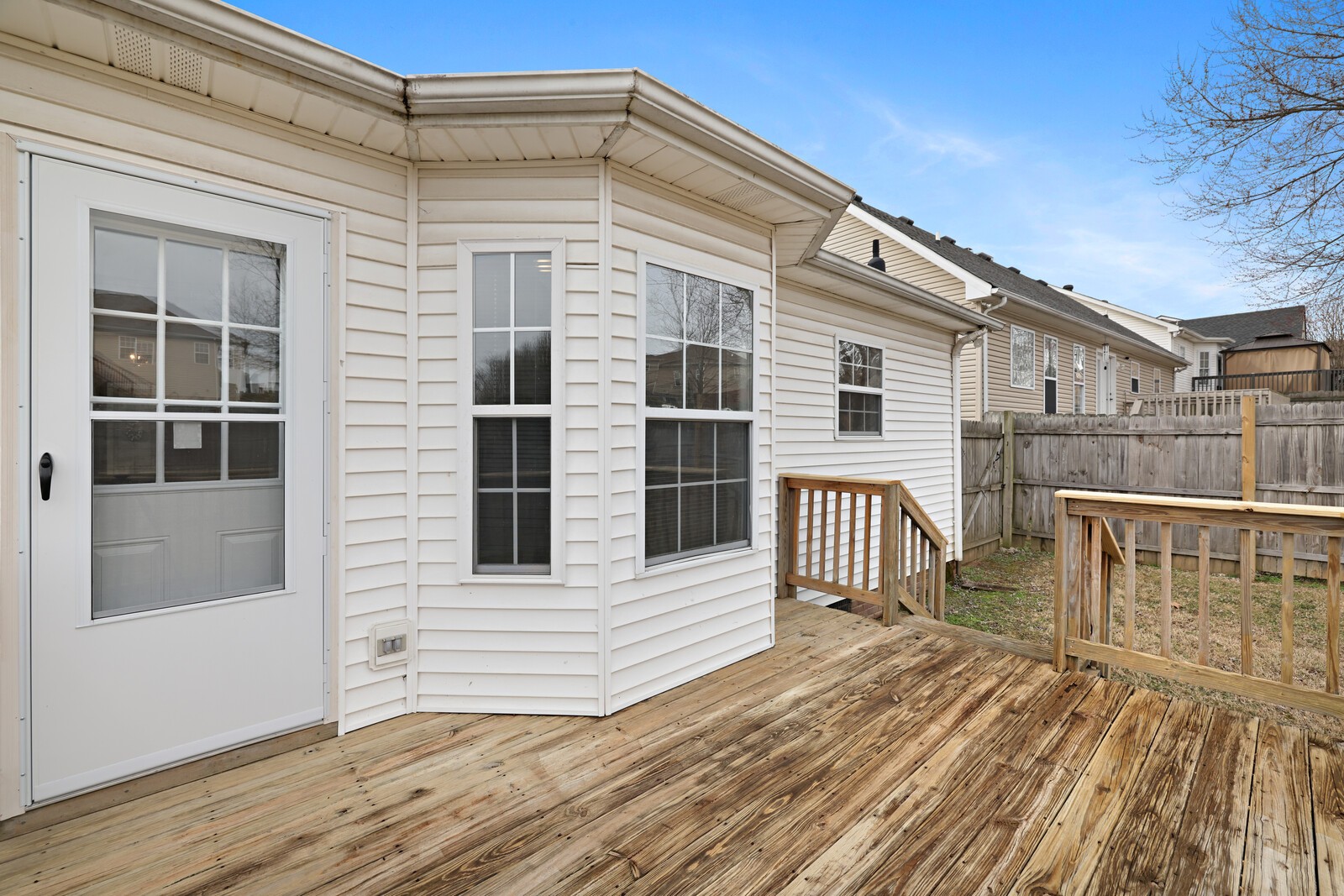 244 Green Hills Dr