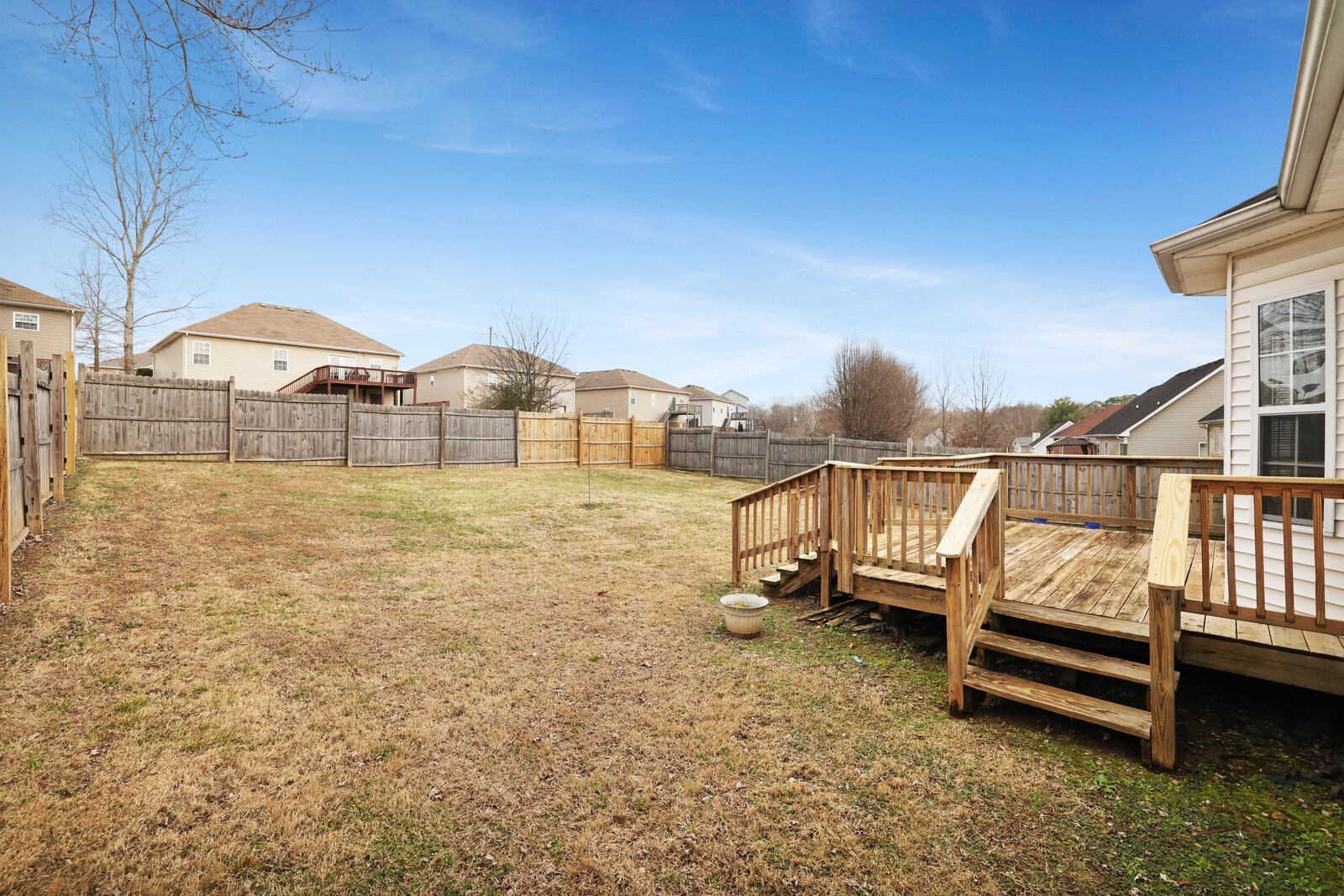 244 Green Hills Dr