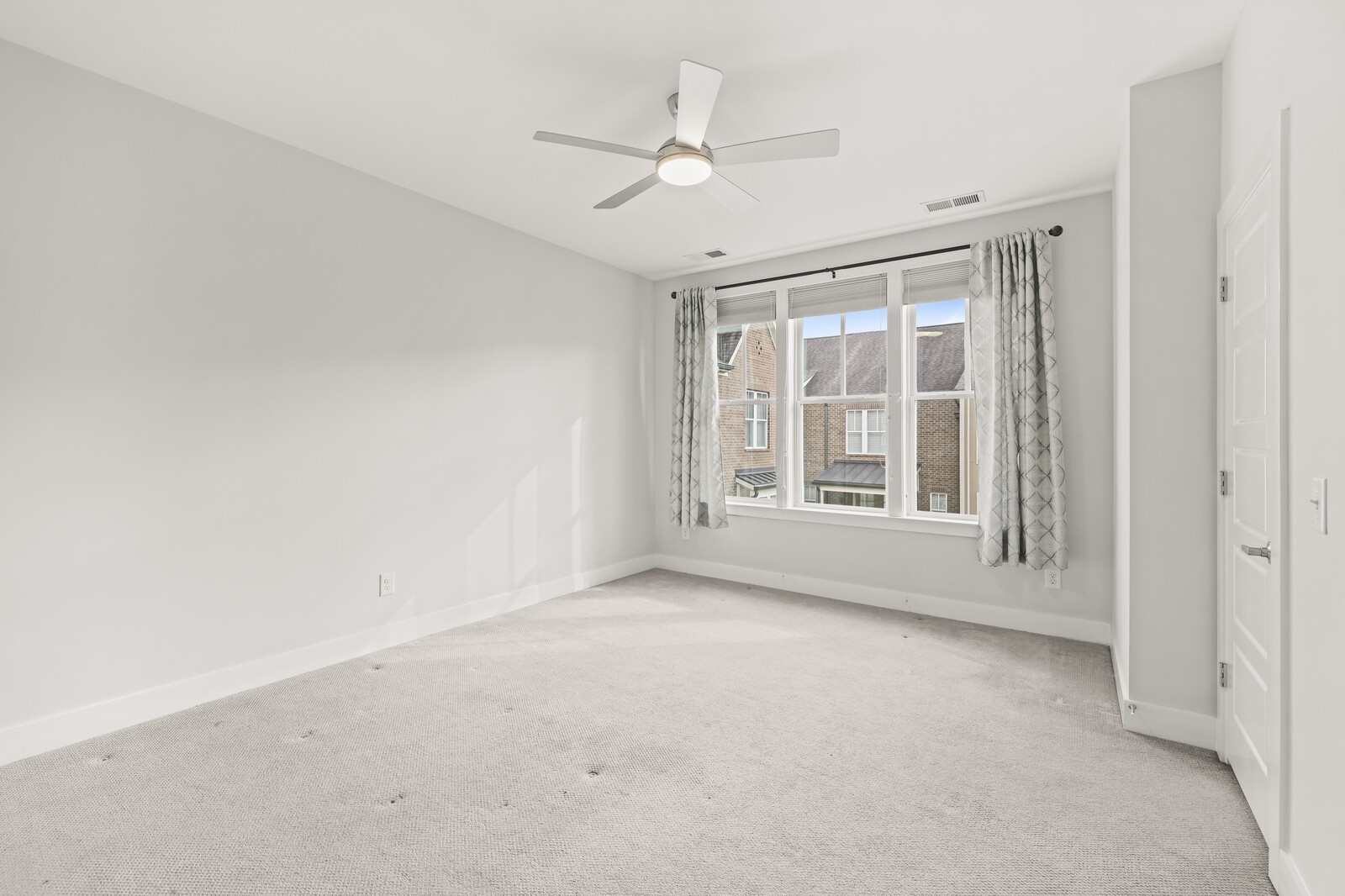 207 Porter Village Cir