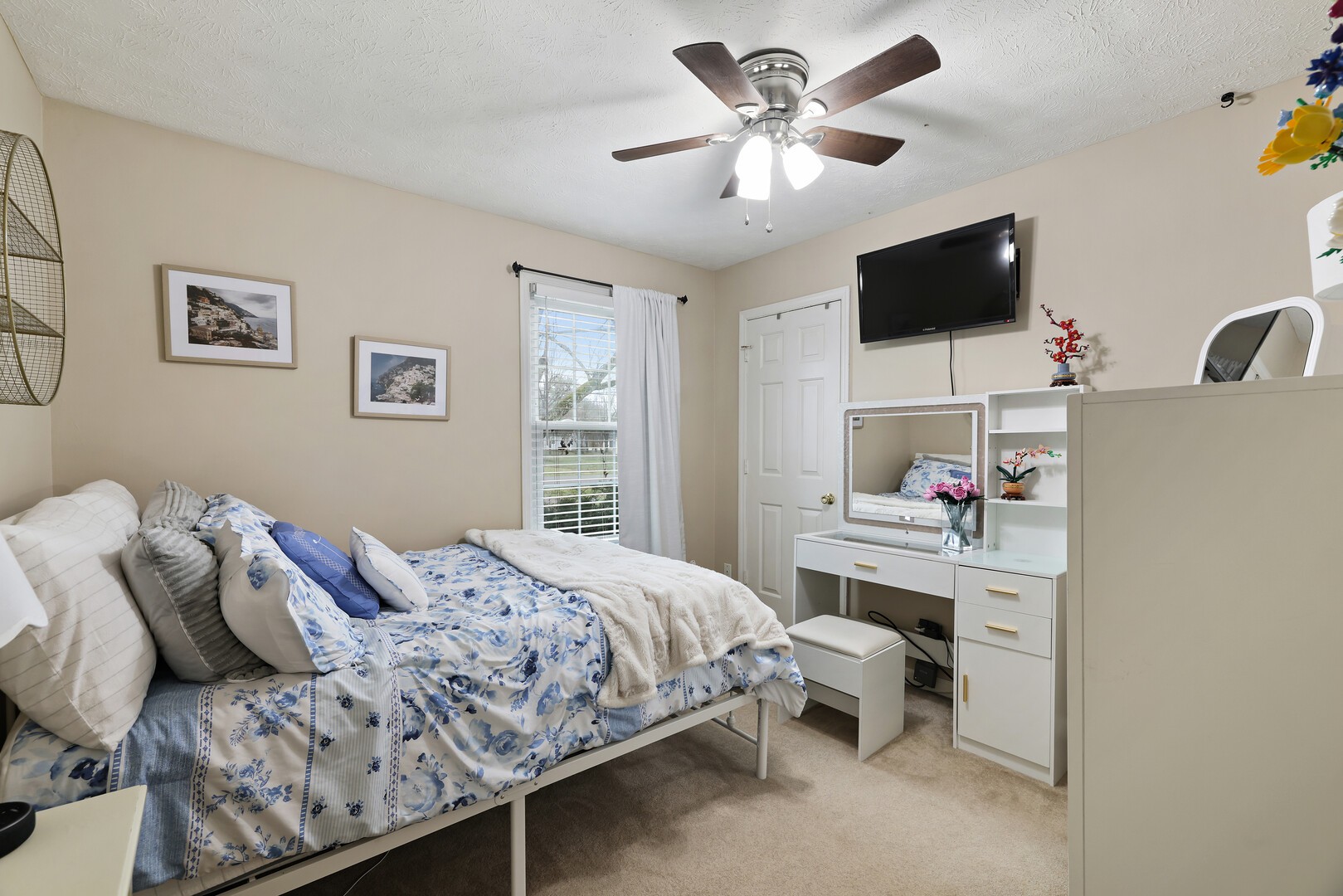 212 Glenrose Ln