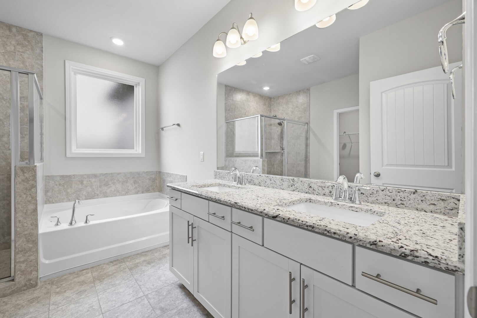 1142 Black Oak Dr