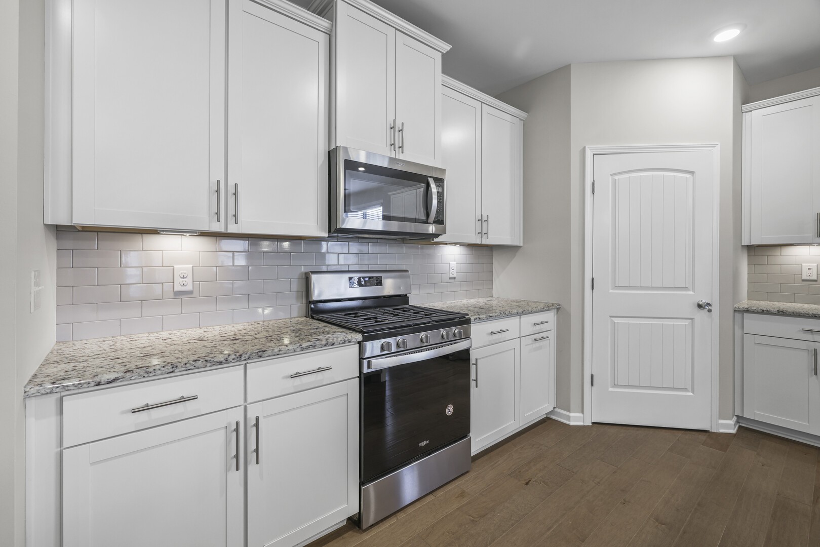 1142 Black Oak Dr