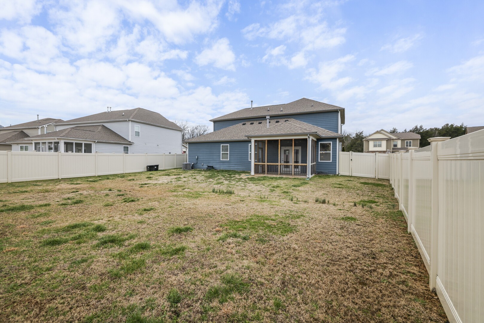 1142 Black Oak Dr
