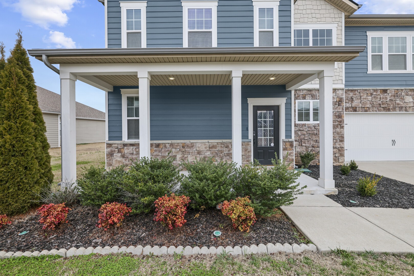 1142 Black Oak Dr