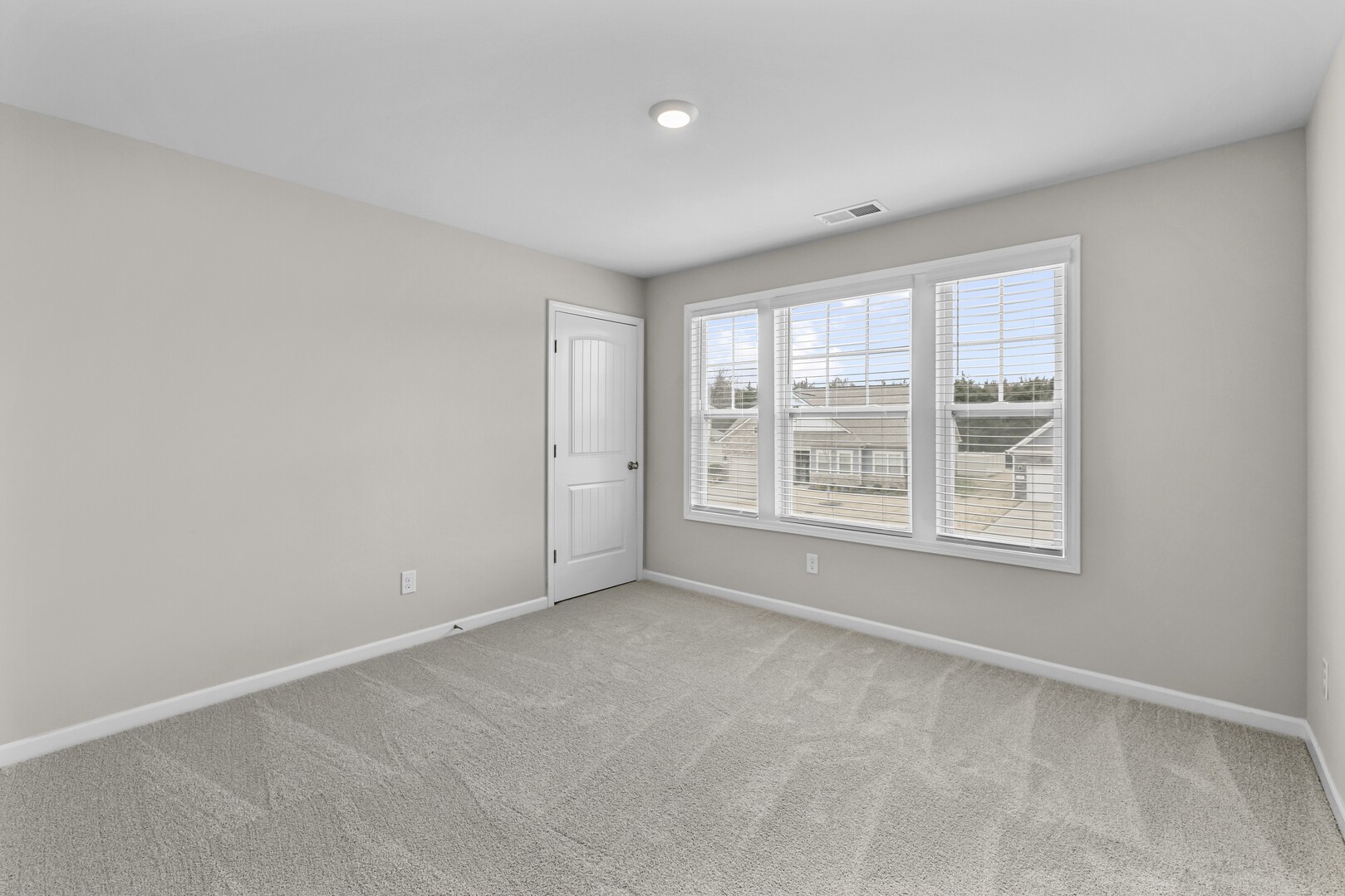 1142 Black Oak Dr