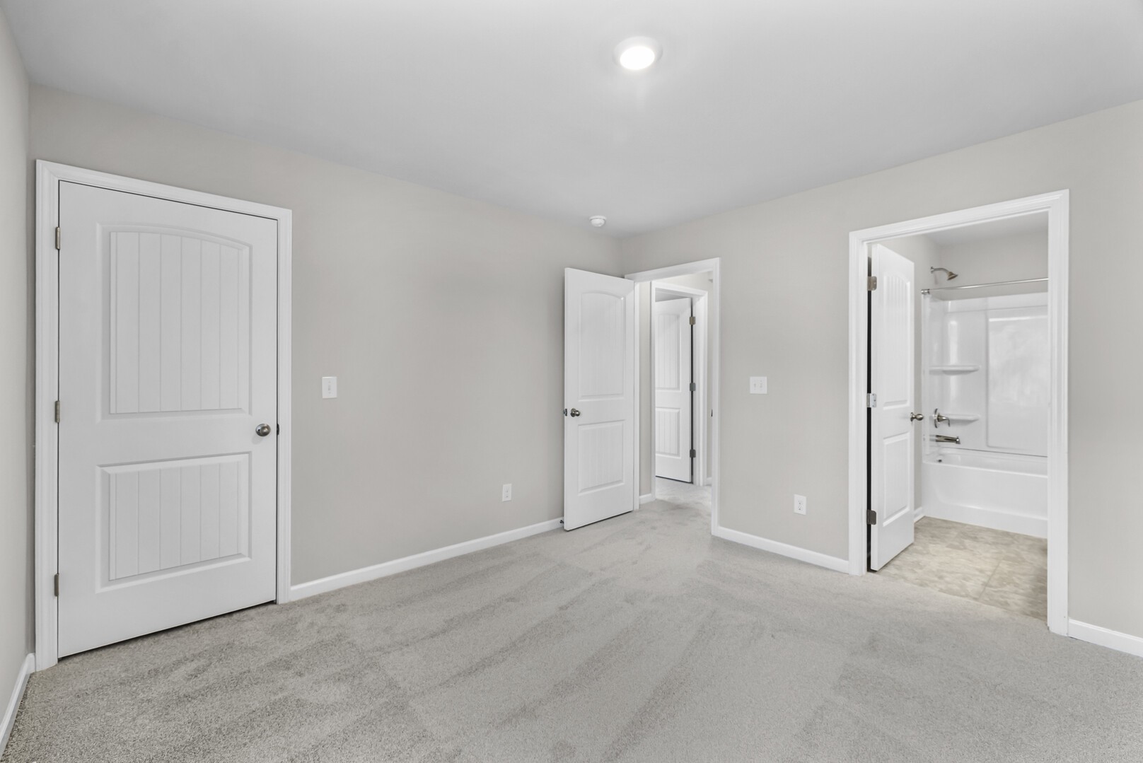 1142 Black Oak Dr
