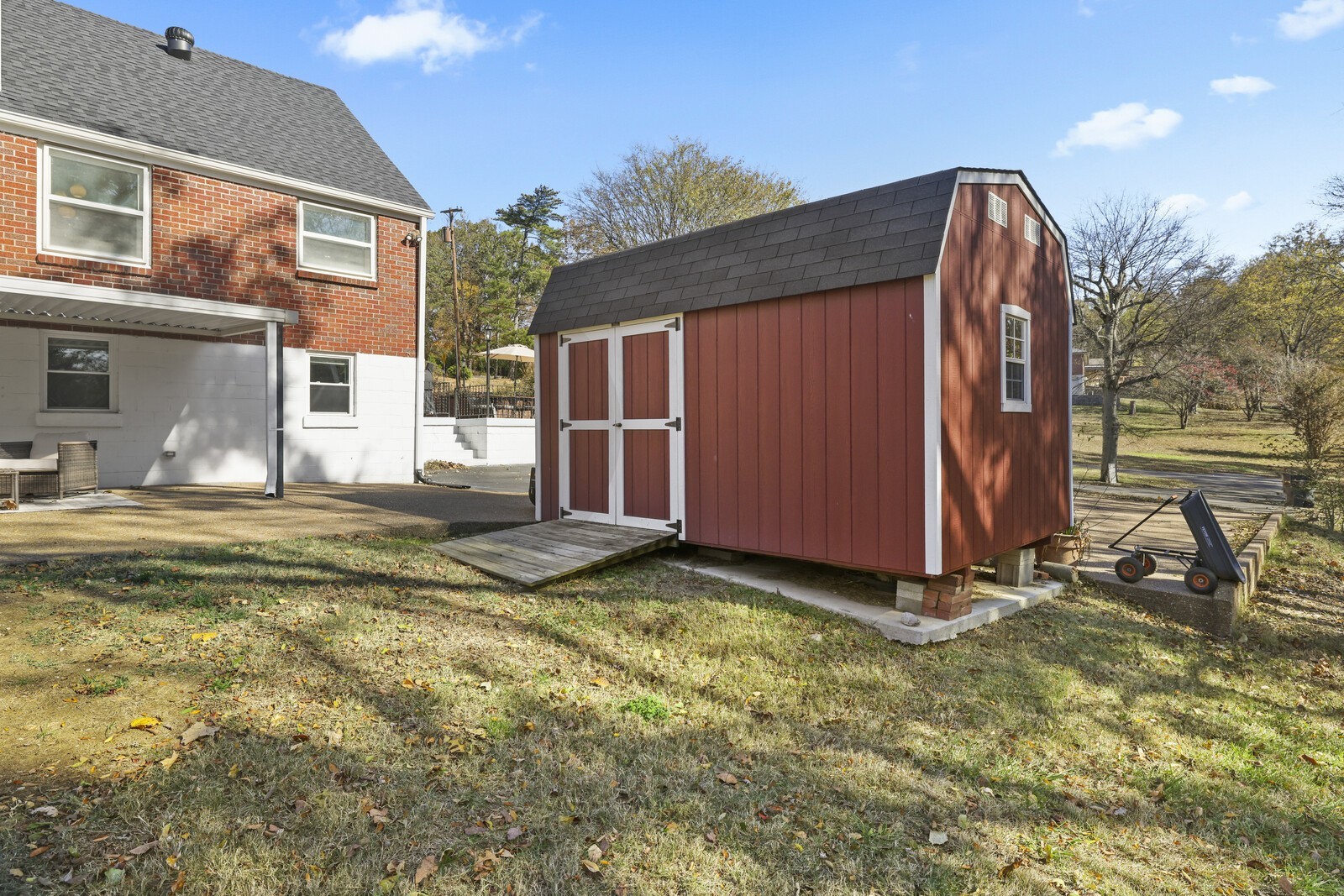 616 Vinson Dr
